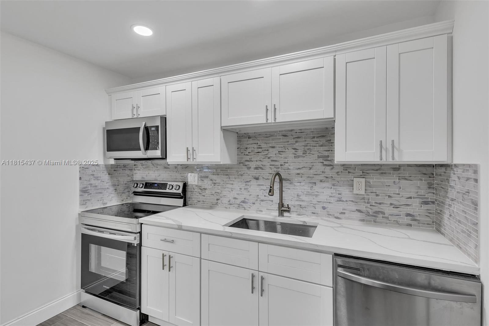 4840 SW 25th Ave, Dania Beach, Florida image 21