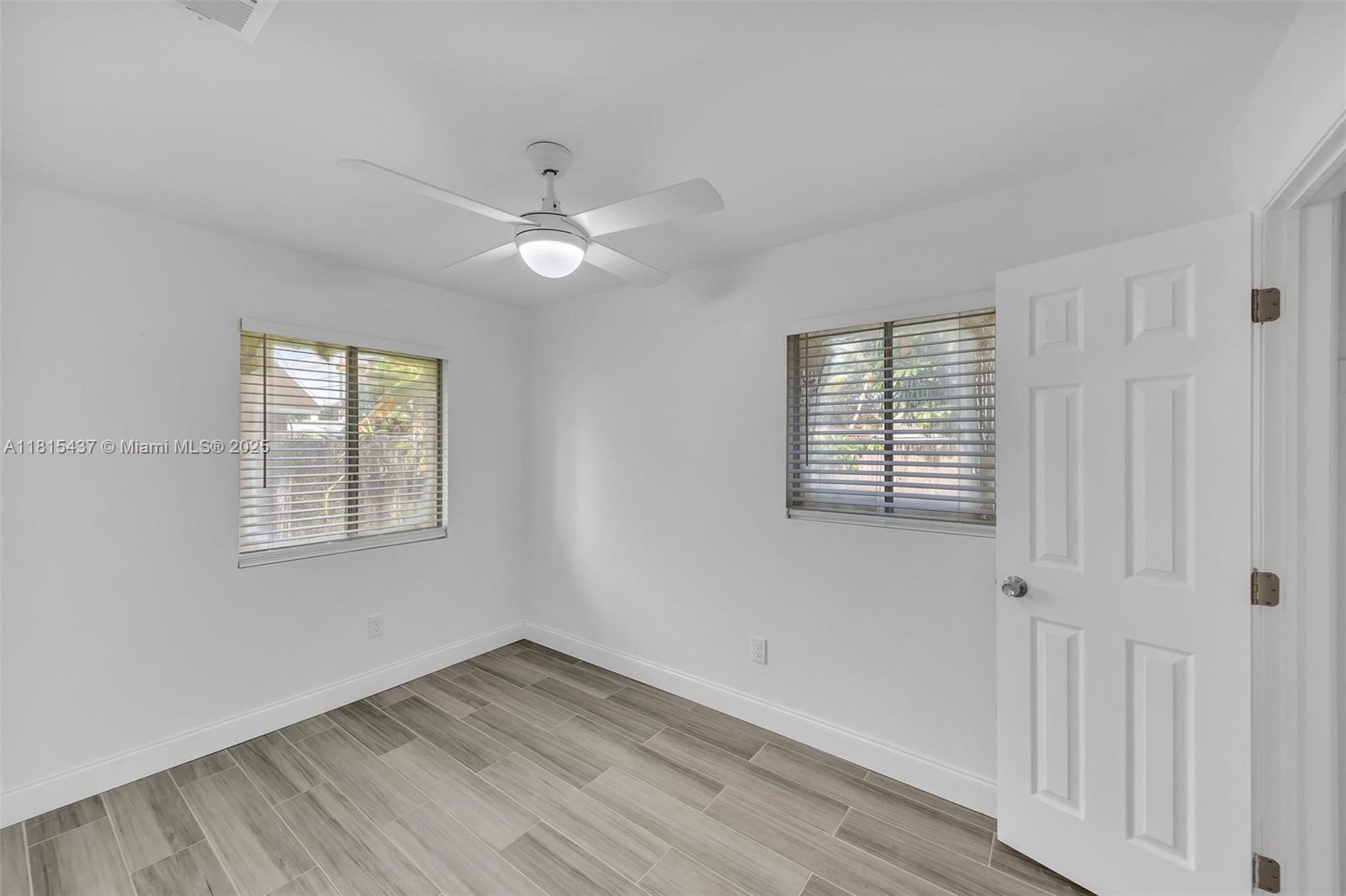 4840 SW 25th Ave, Dania Beach, Florida image 28