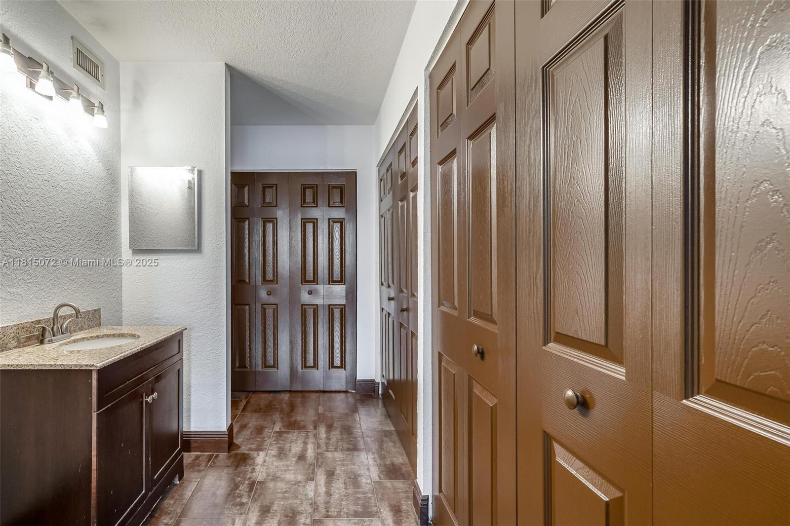 106 Lake Emerald Dr #210, Oakland Park, Florida image 19