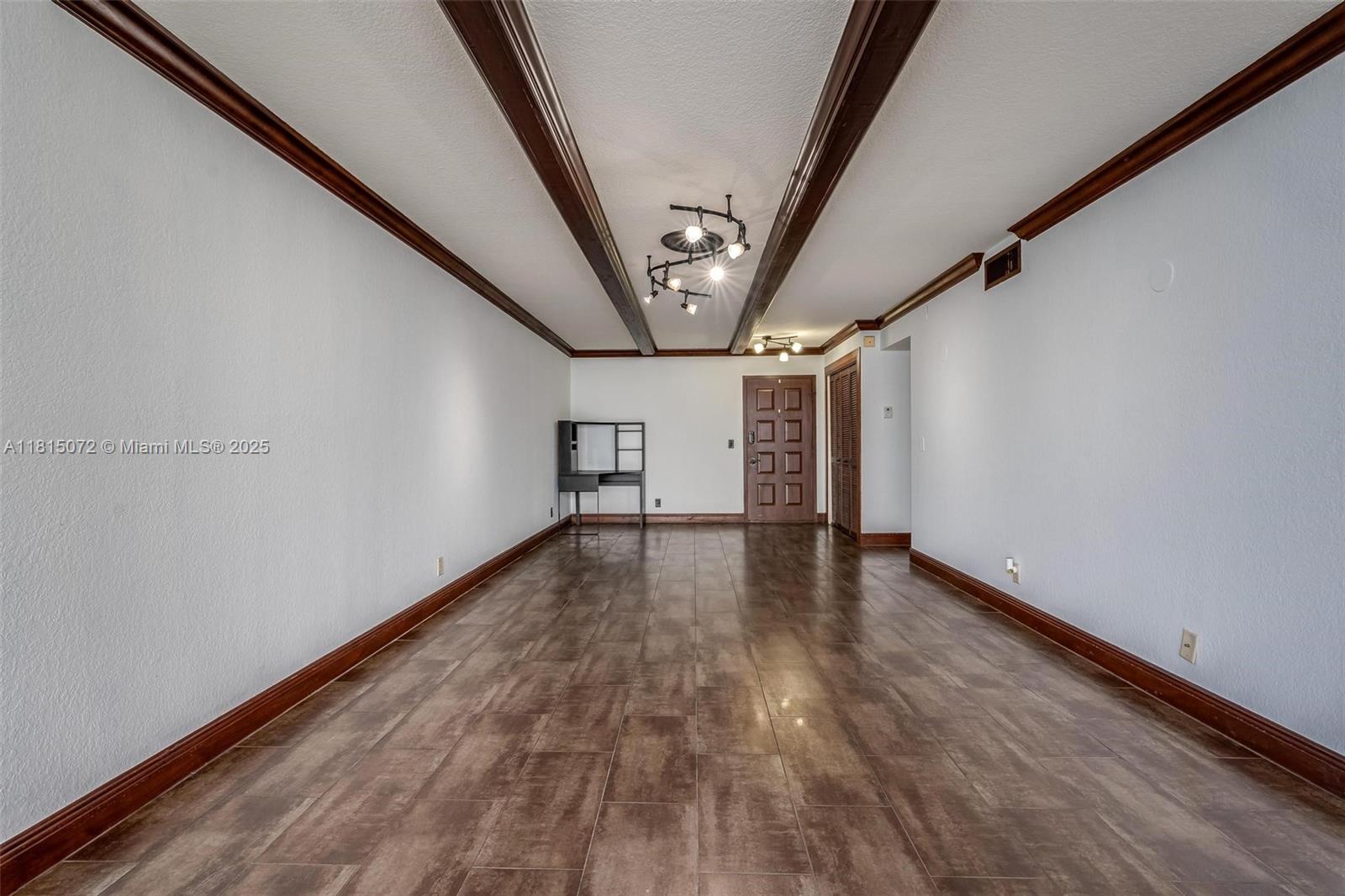 106 Lake Emerald Dr #210, Oakland Park, Florida image 3