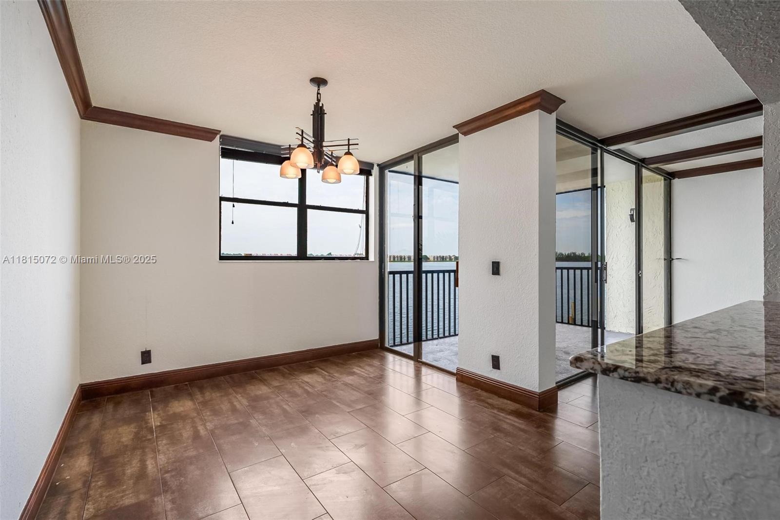 106 Lake Emerald Dr #210, Oakland Park, Florida image 6