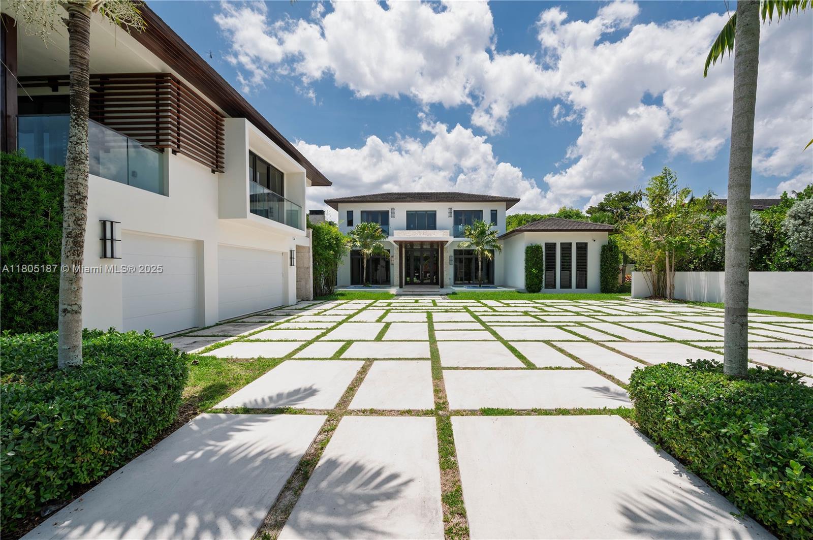 9000 SW 63rd Ct, Pinecrest, Florida image 3
