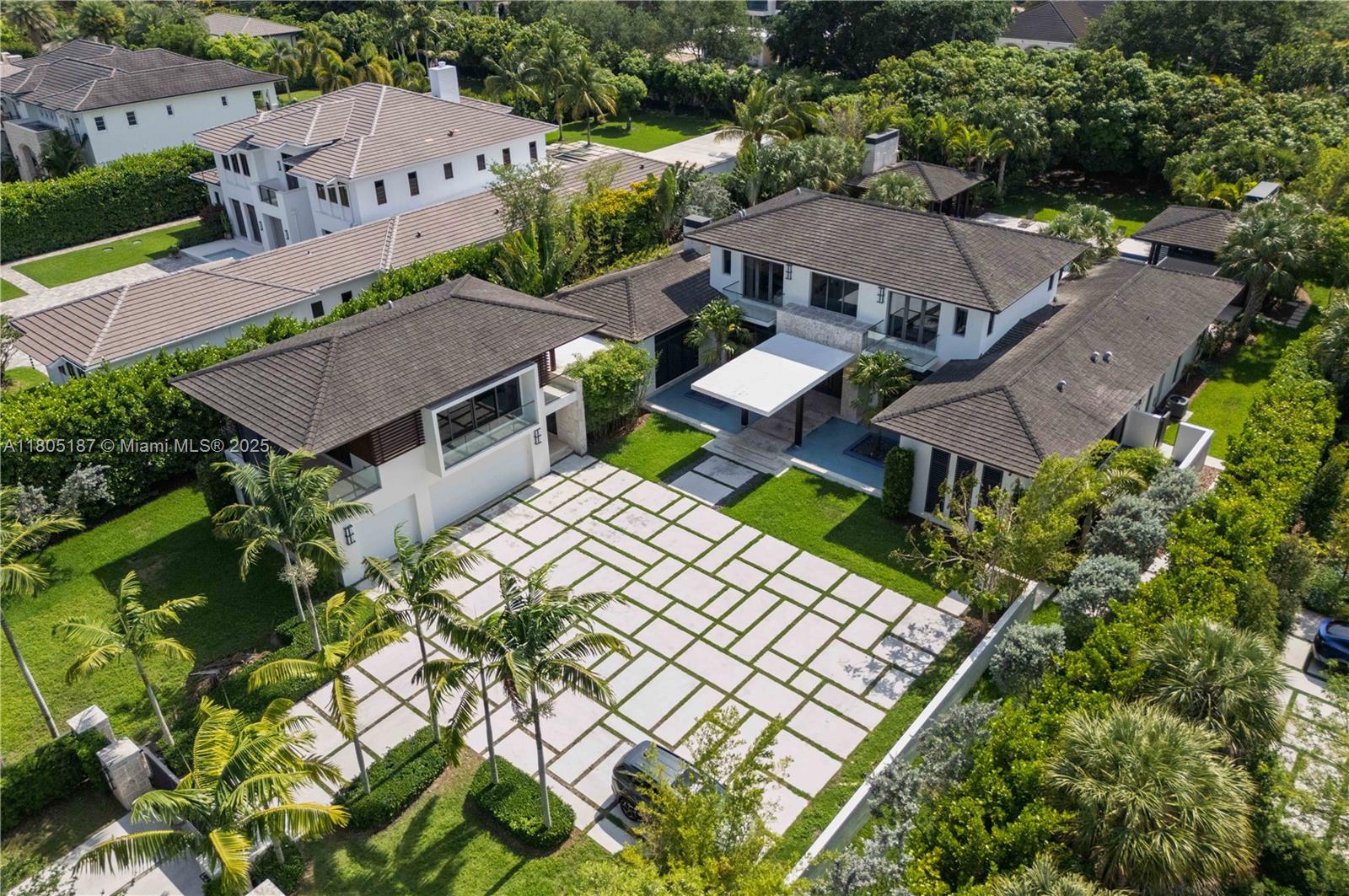 Residential, Pinecrest, Florida image 36