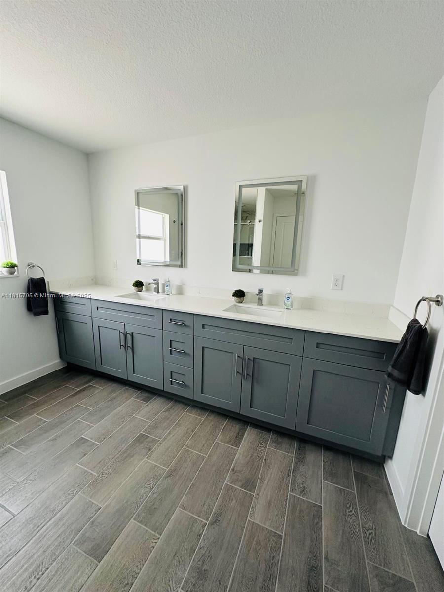 8036 104th Ct, Vero Beach, Florida image 20
