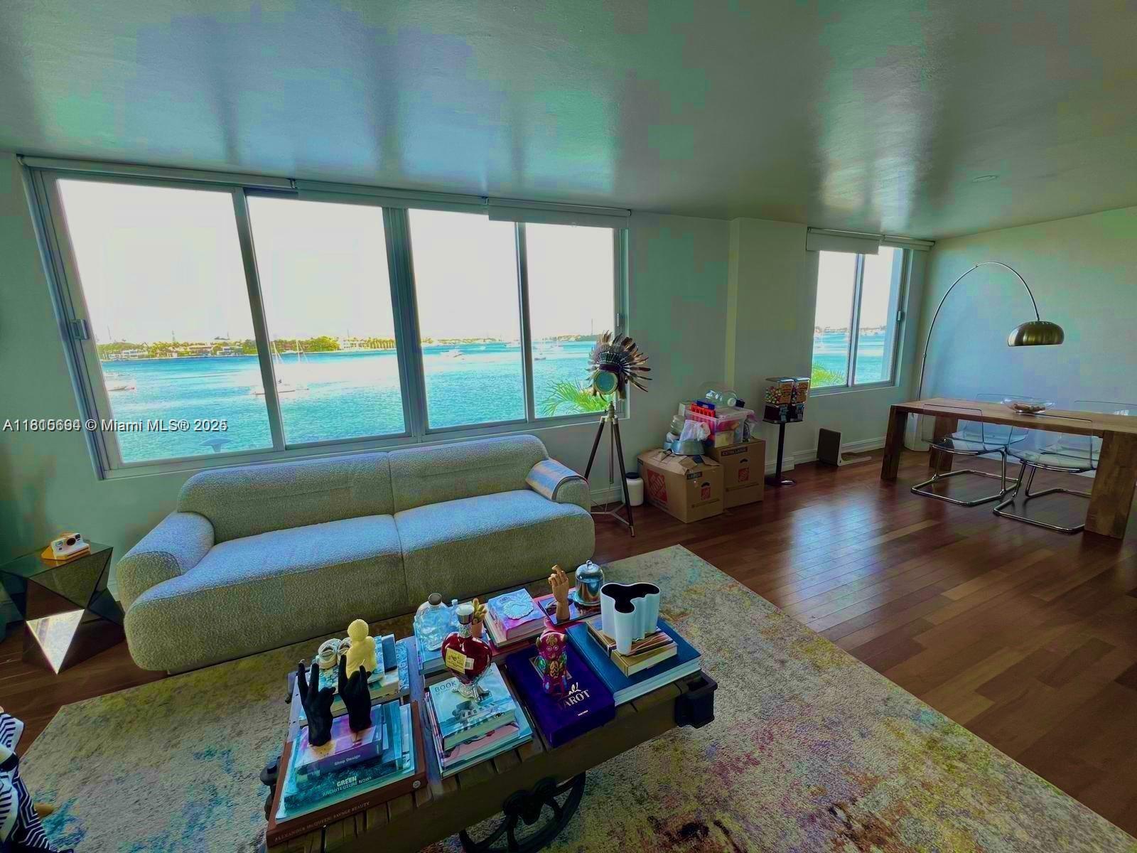 Property photo # 0