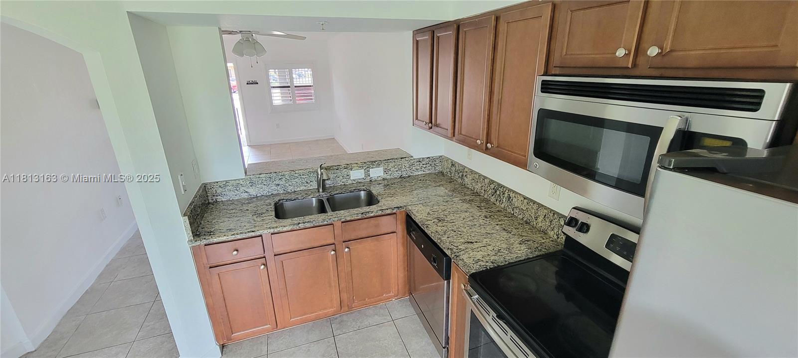 Property photo # 9