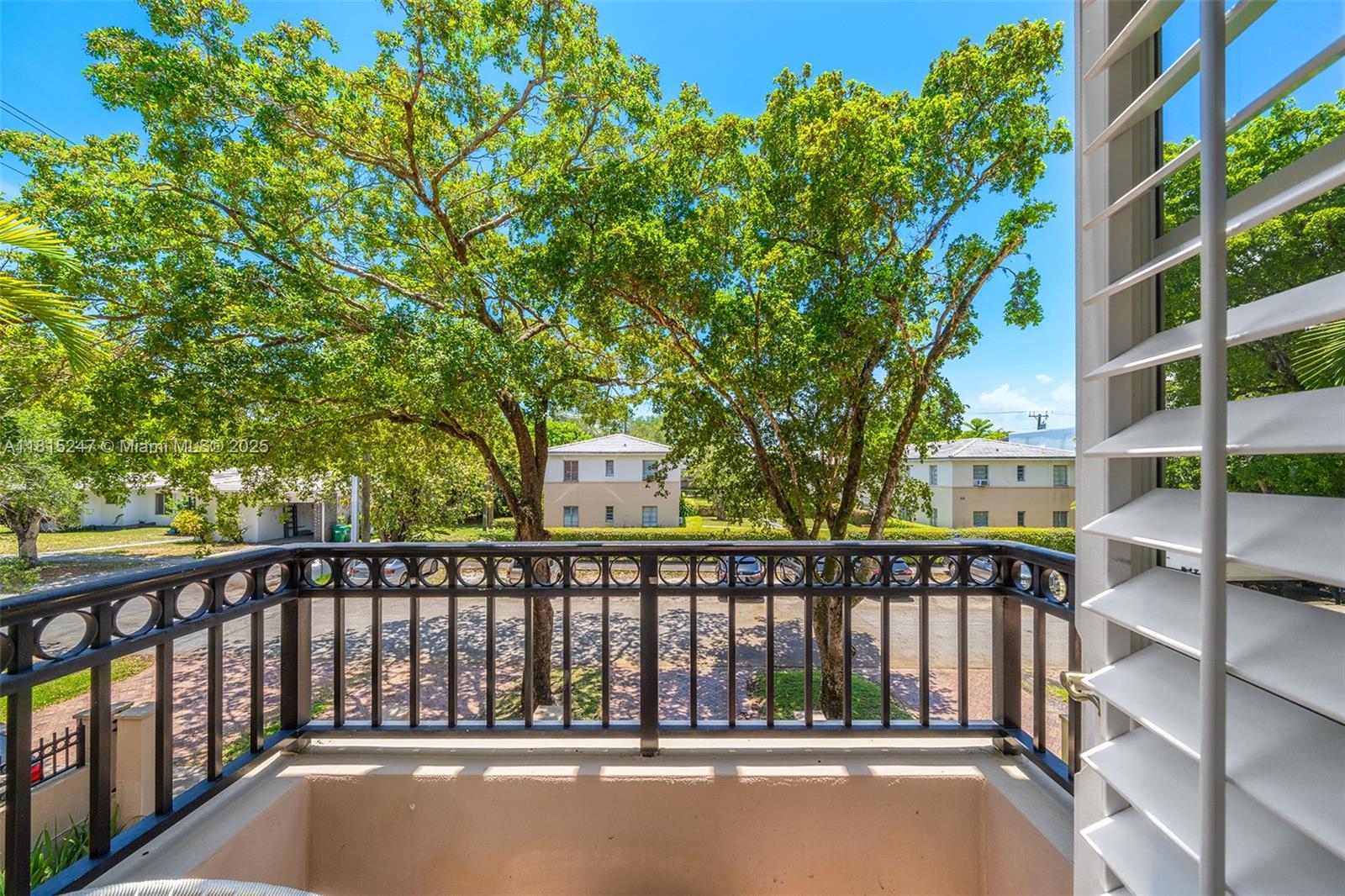 615 Santander Ave #C, Coral Gables, Florida image 14