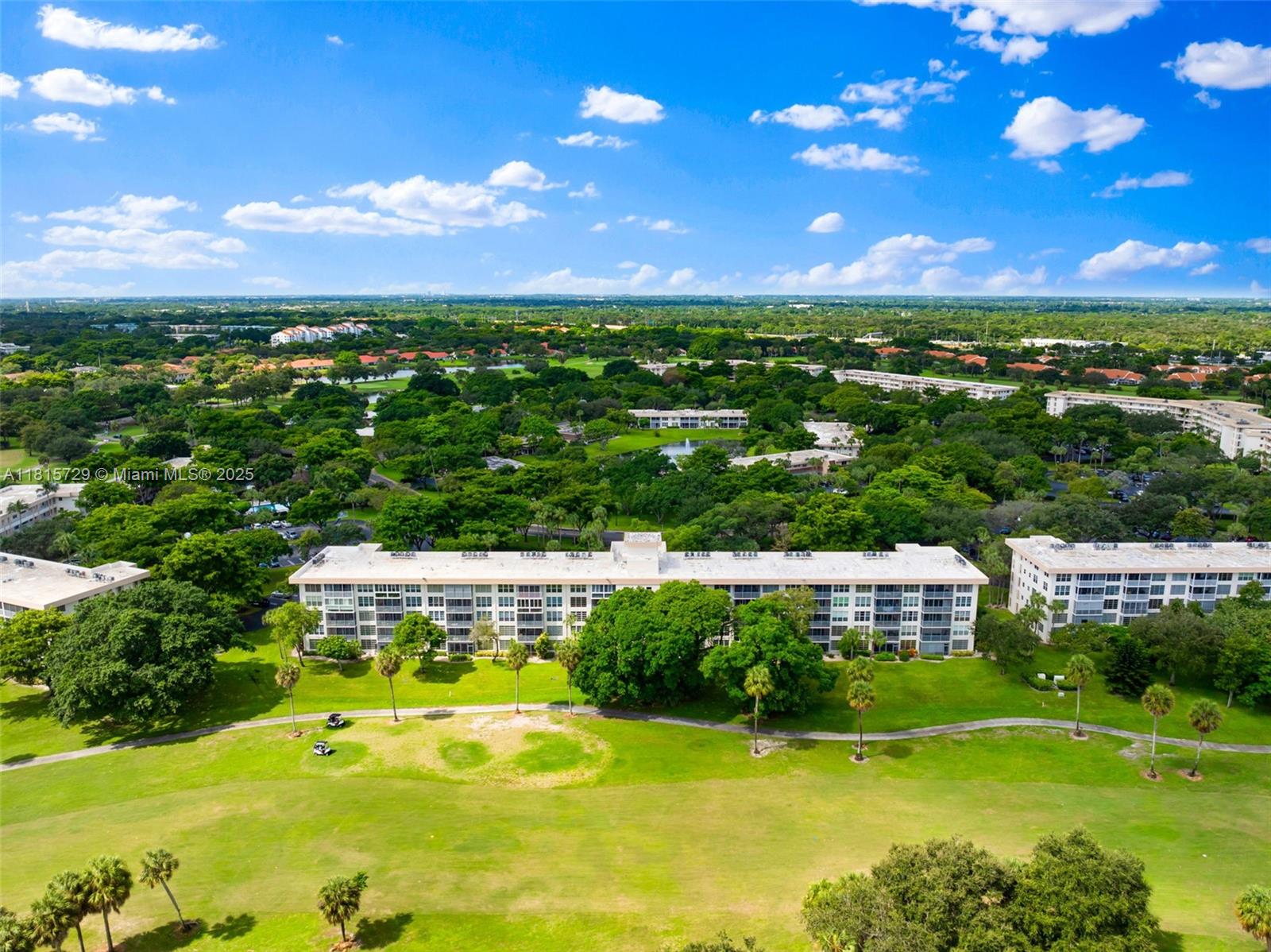3850 E Oaks Clubhouse Dr #504, Pompano Beach, Florida image 48