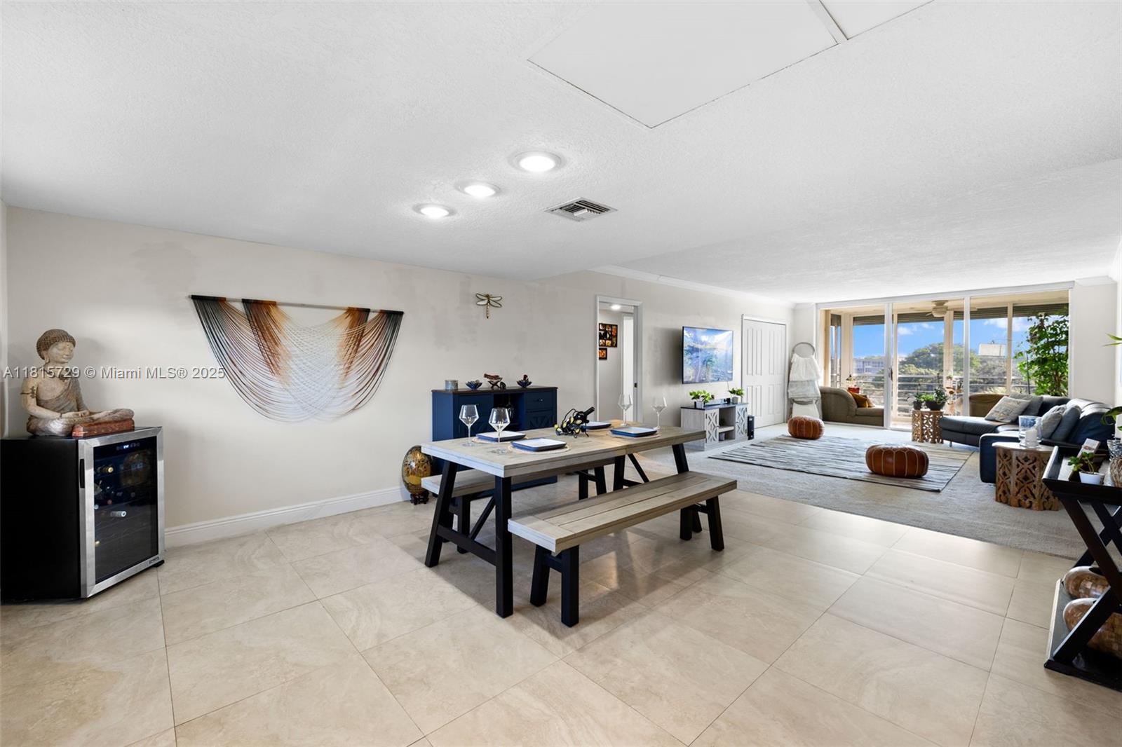 3850 E Oaks Clubhouse Dr #504, Pompano Beach, Florida image 5