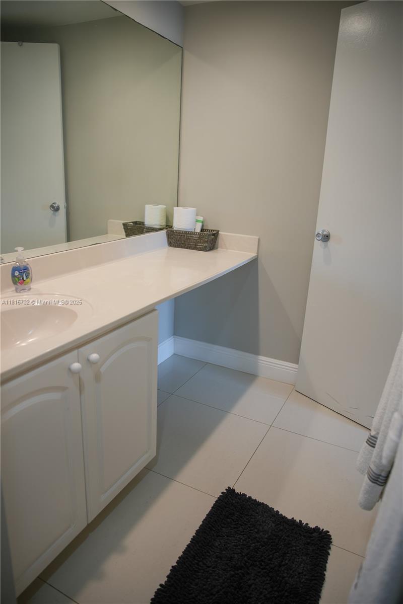 4001 S Ocean Dr #11A, Hollywood, Florida image 17