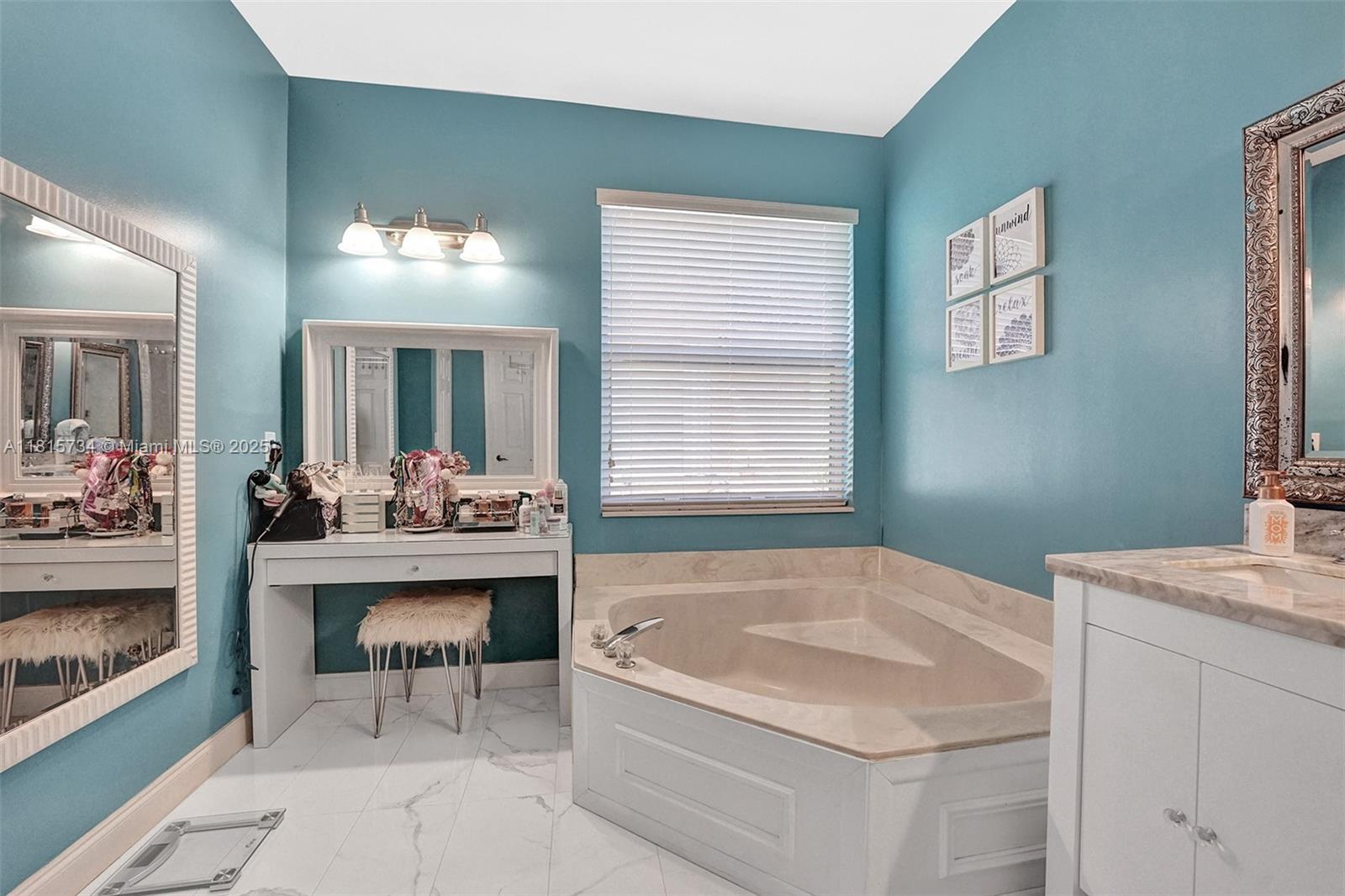 17946 SW 35th Dr, Miramar, Florida image 21