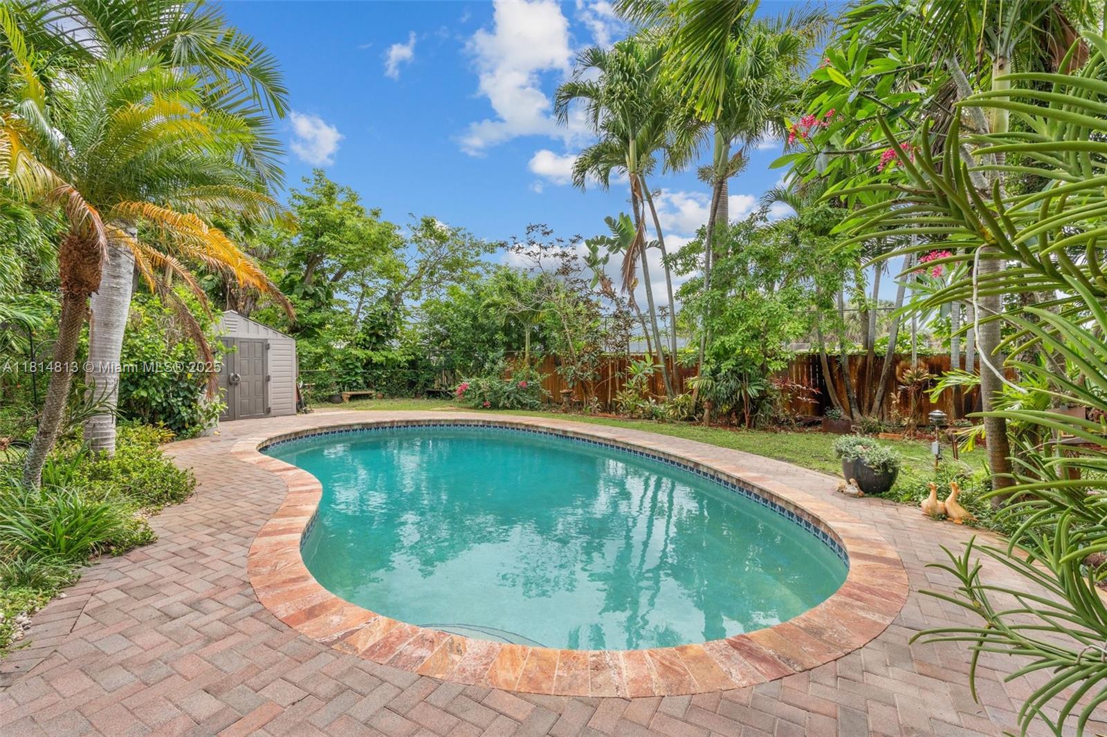 2472 Andros Ln, Fort Lauderdale, Florida image 30