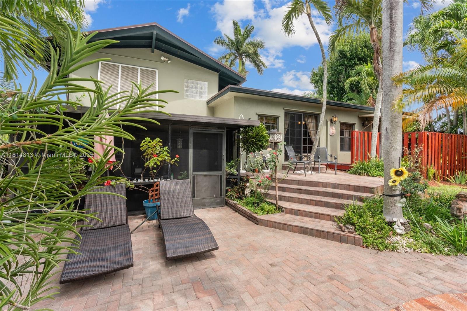 2472 Andros Ln, Fort Lauderdale, Florida image 32