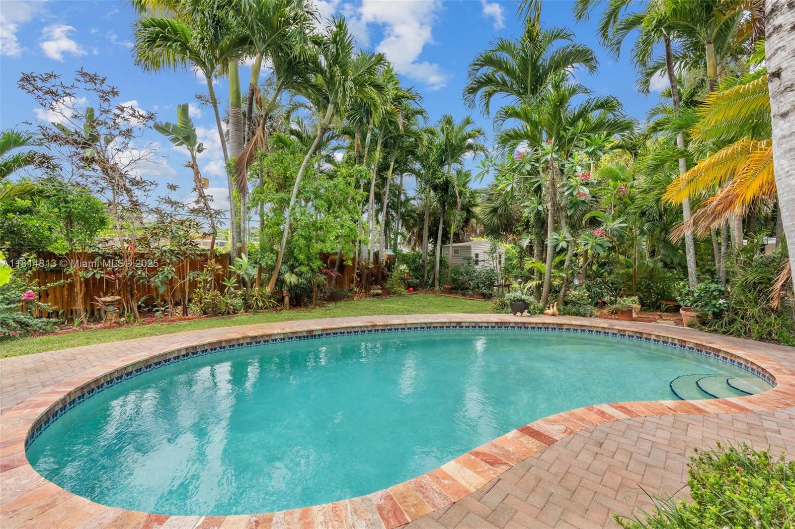2472 Andros Ln, Fort Lauderdale, Florida image 4