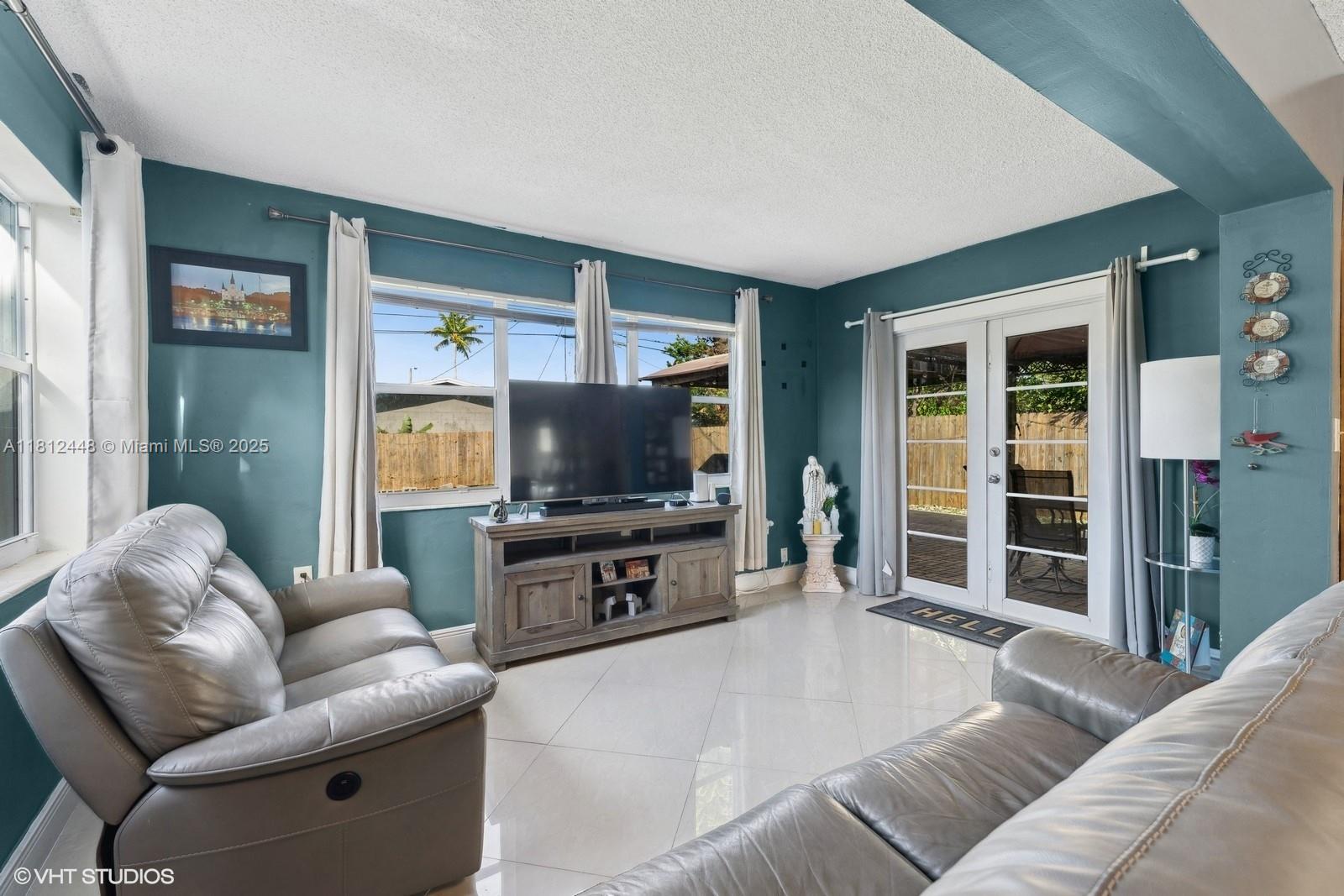 1831 SW 42nd Ter, Fort Lauderdale, Florida image 12