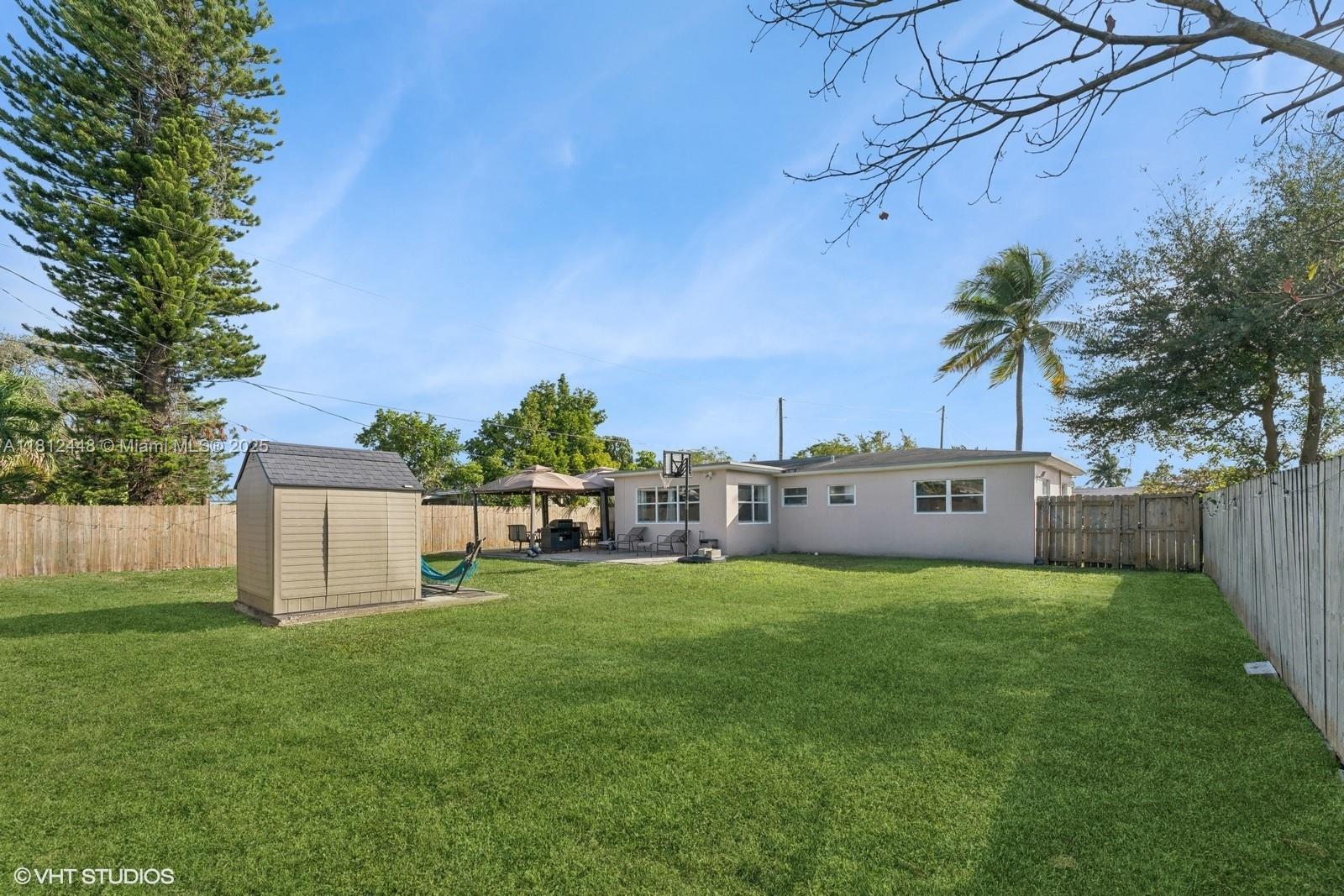 1831 SW 42nd Ter, Fort Lauderdale, Florida image 28