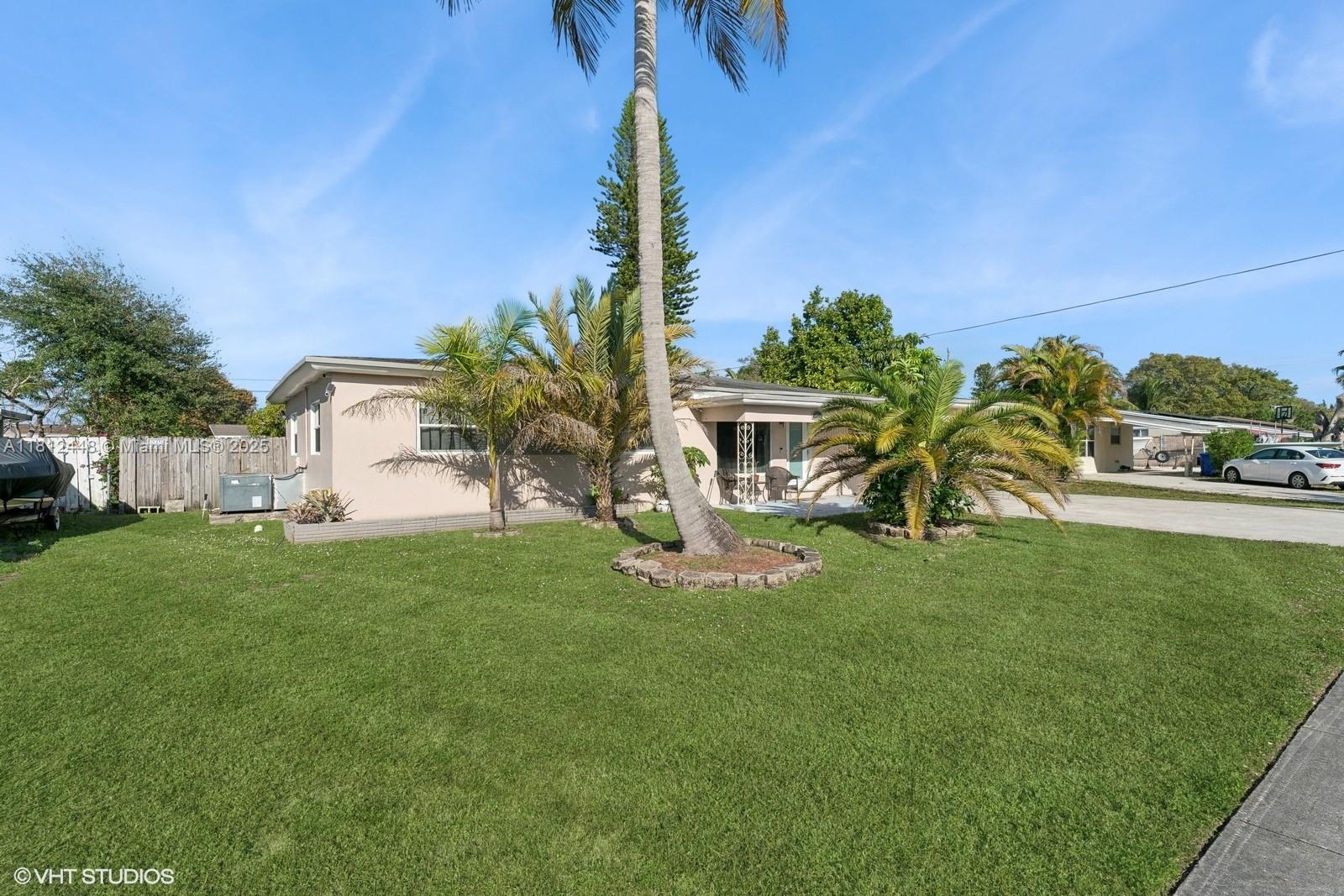 1831 SW 42nd Ter, Fort Lauderdale, Florida image 3