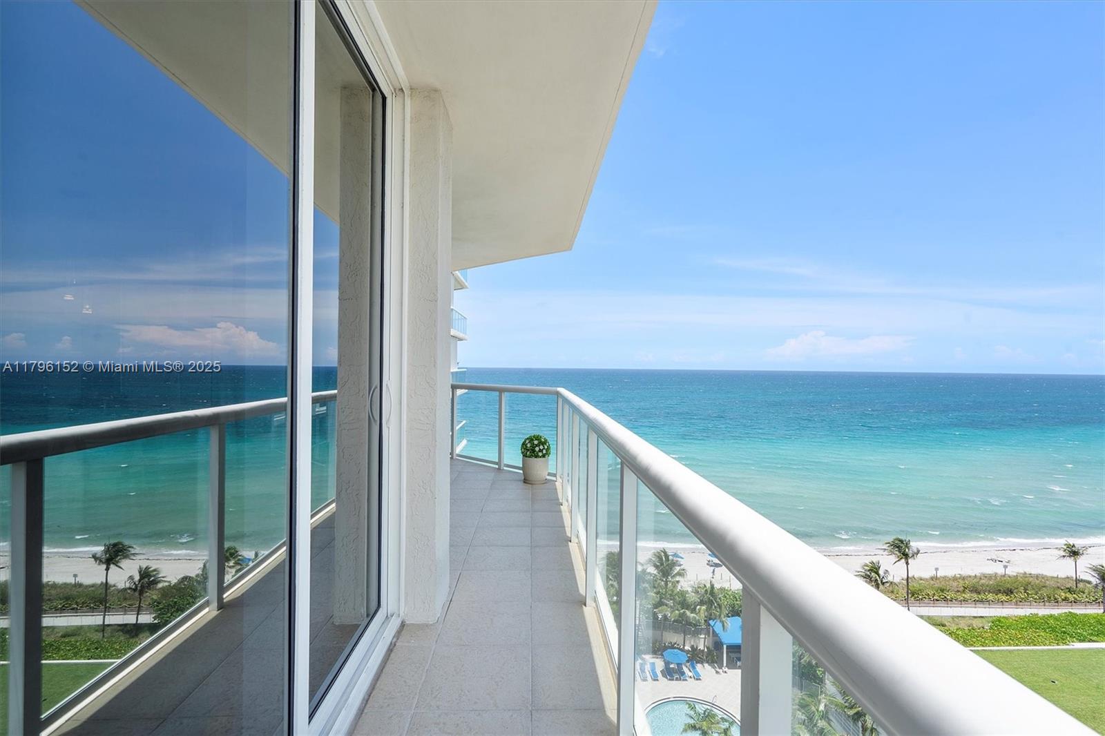 6051 N Ocean Dr #1102, Hollywood, Florida image 2