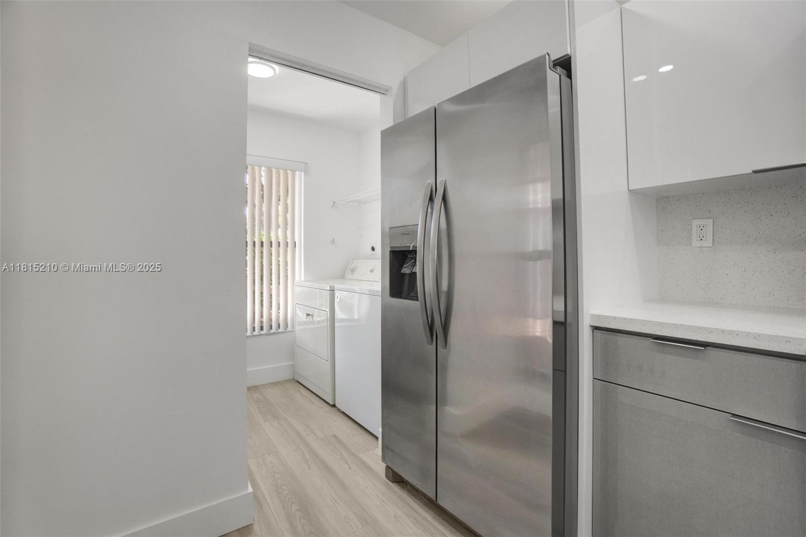 8041 NW 41st Ct, Sunrise, Florida image 7