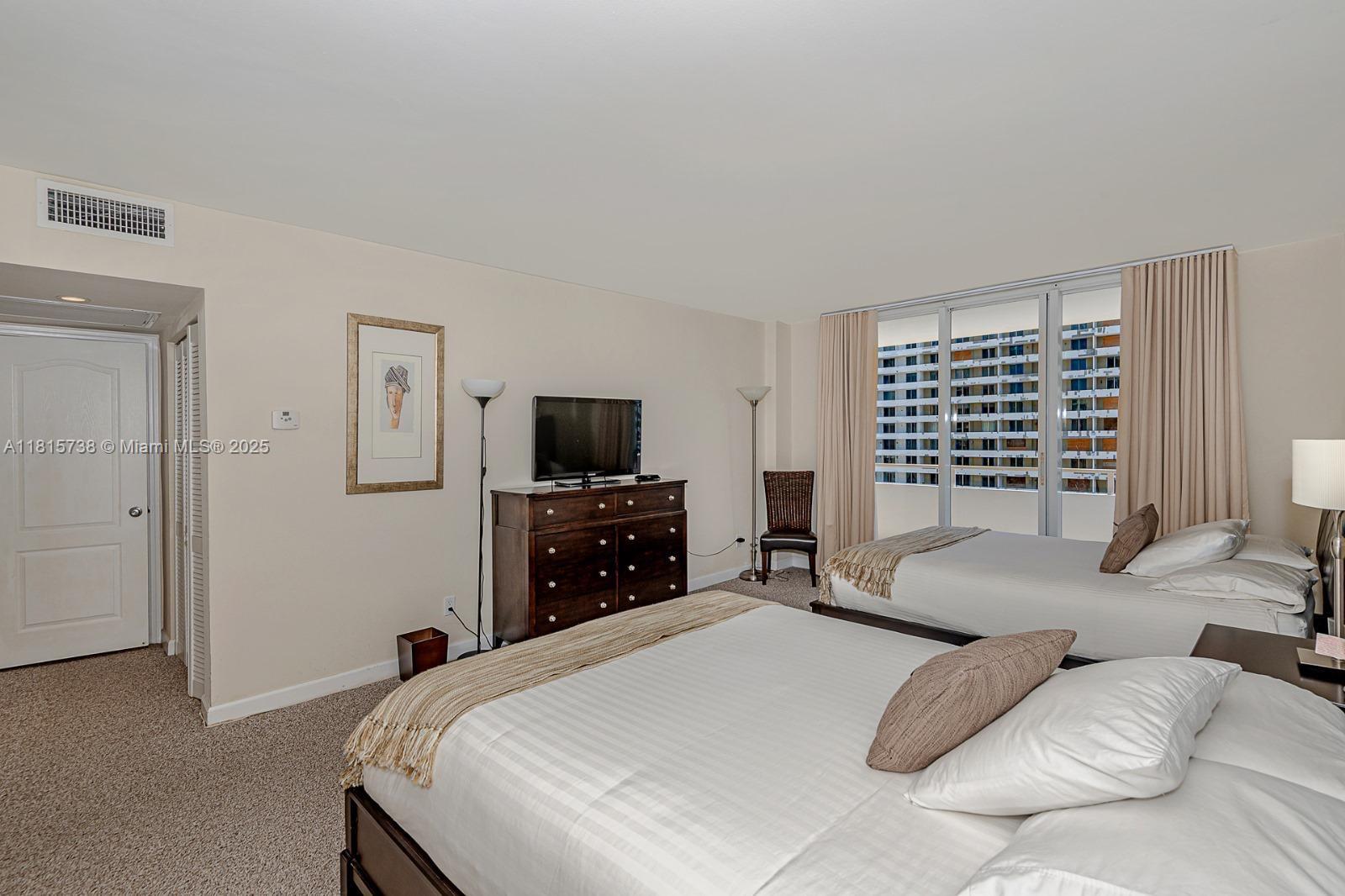 5600 Collins Ave #10E, Miami Beach, Florida image 15