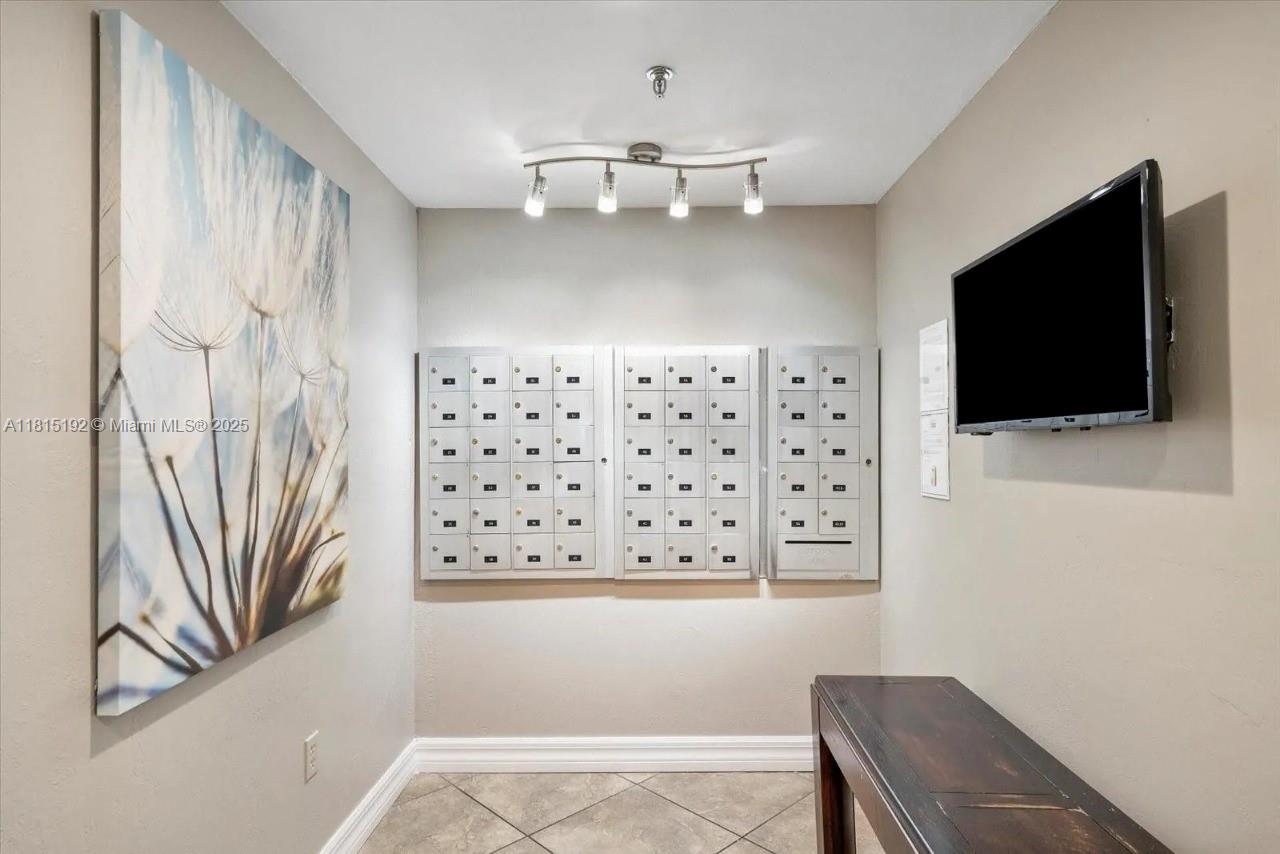 16570 NE 26th Ave #6B, North Miami Beach, Florida image 20