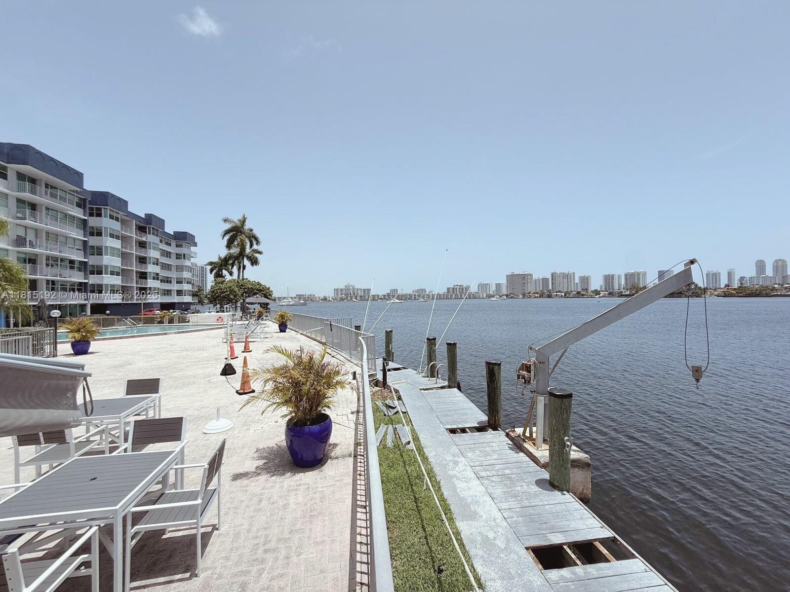16570 NE 26th Ave #6B, North Miami Beach, Florida image 34