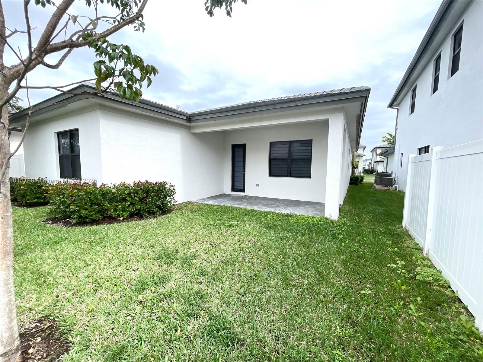 Property photo # 6
