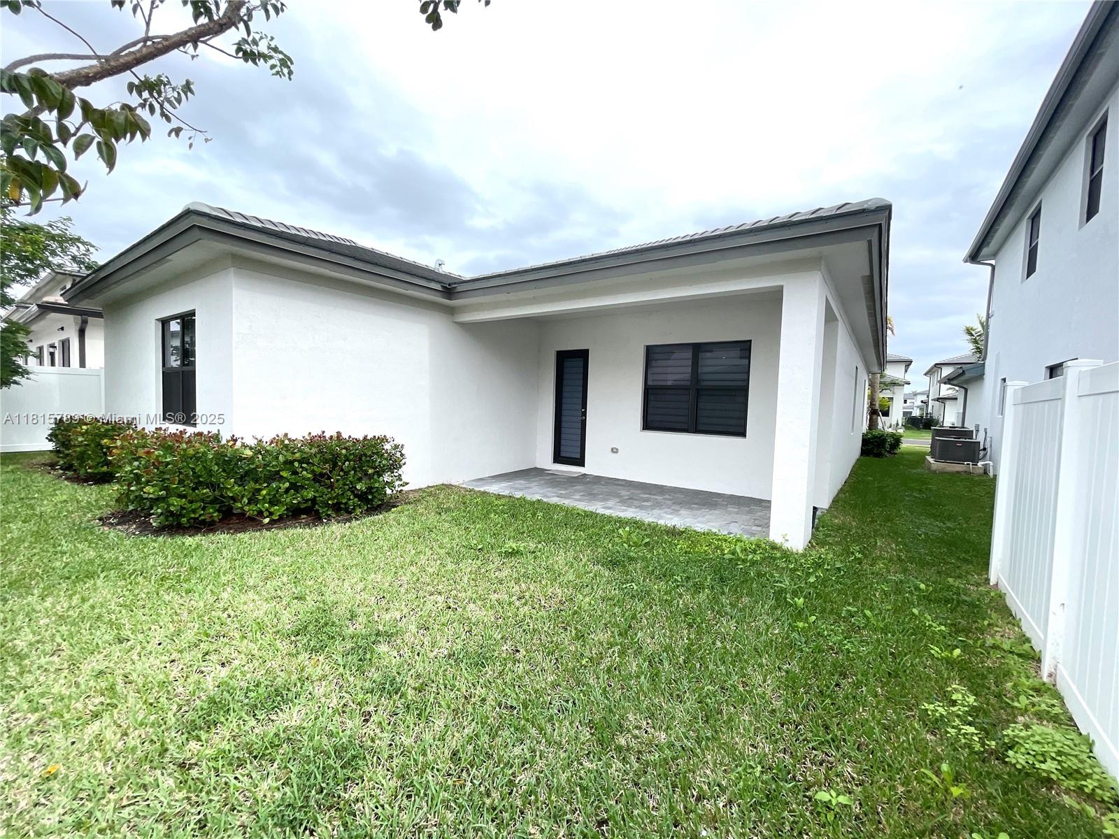 Property photo # 2