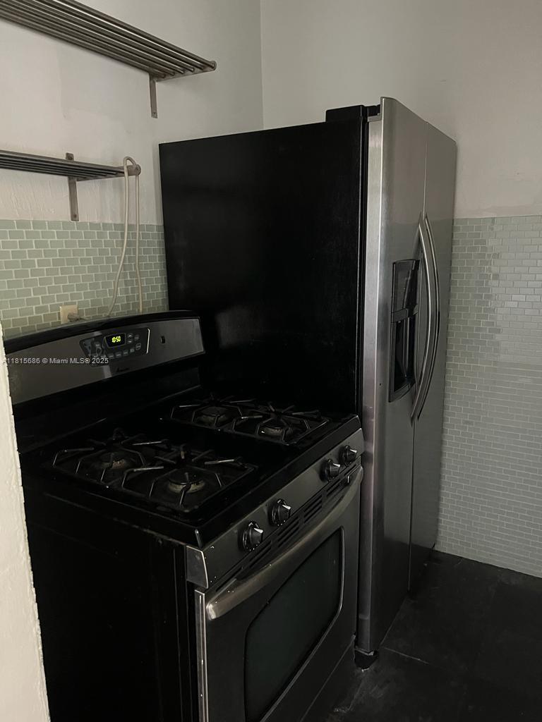 17051 NE 23rd Ave #2E, North Miami Beach, Florida image 9