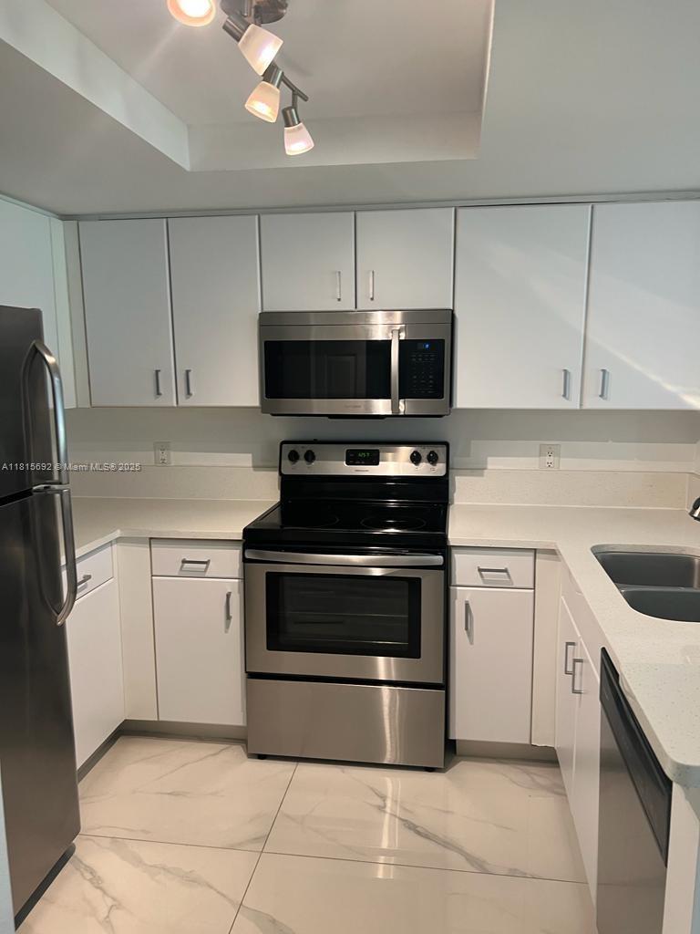 4151 N Haverhill Rd #1506, West Palm Beach, Florida image 14