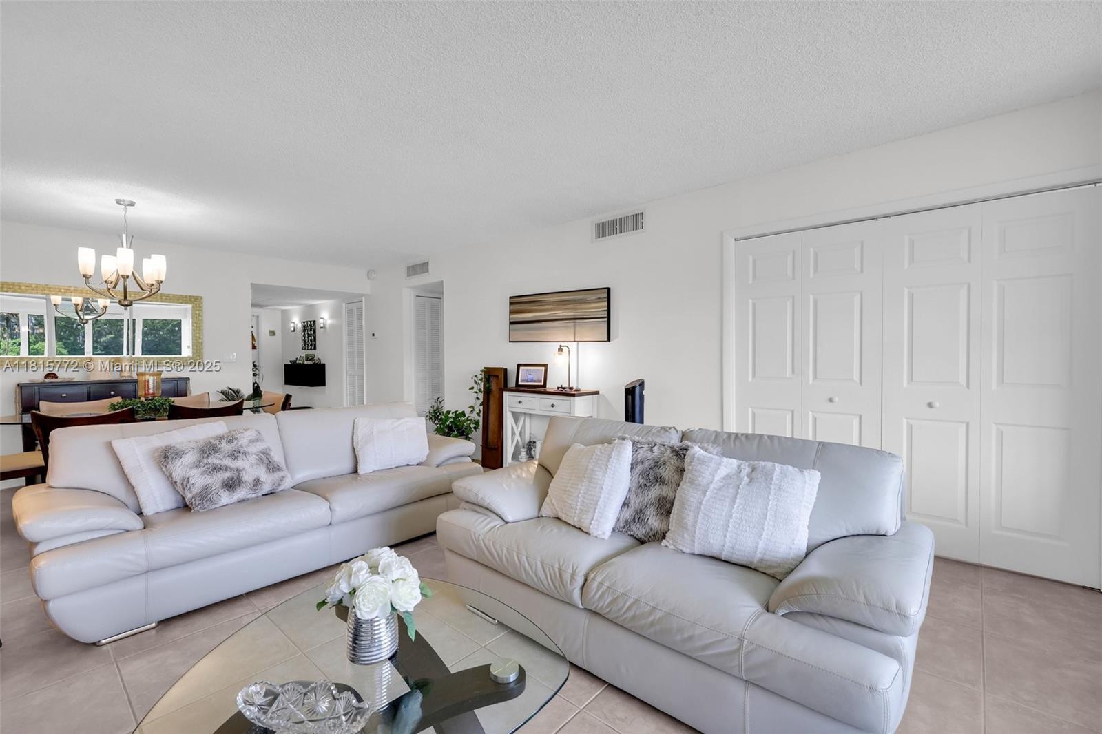 3301 S Palm Aire Dr #106, Pompano Beach, Florida image 14