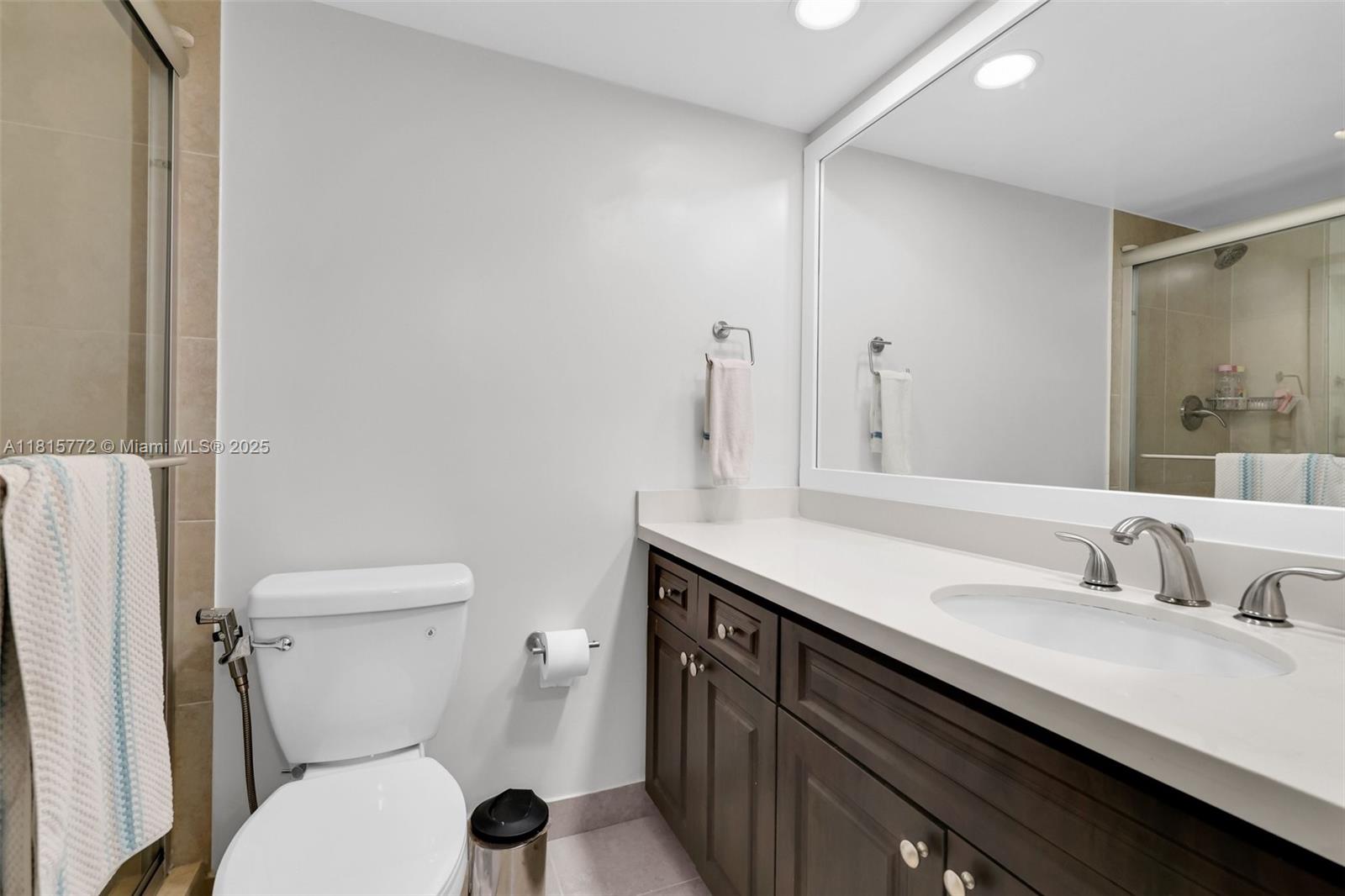 3301 S Palm Aire Dr #106, Pompano Beach, Florida image 18