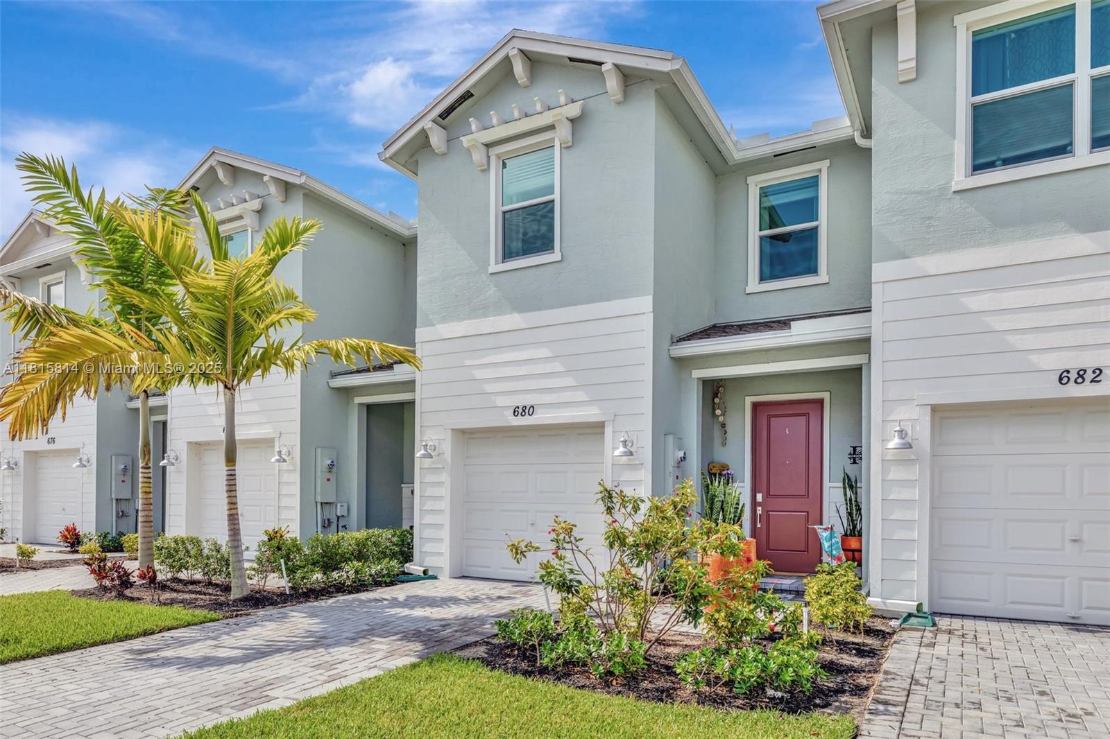 680 SE Lake Falls St, Port St. Lucie, Florida image 24