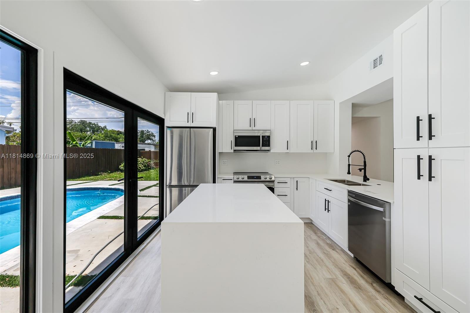 3105 SW 16th St, Fort Lauderdale, Florida image 13
