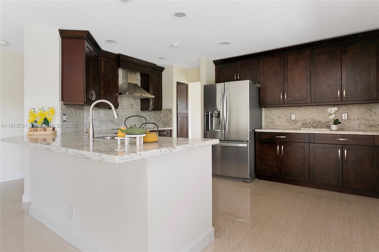 210 Somerset Way, Weston, Florida image 12