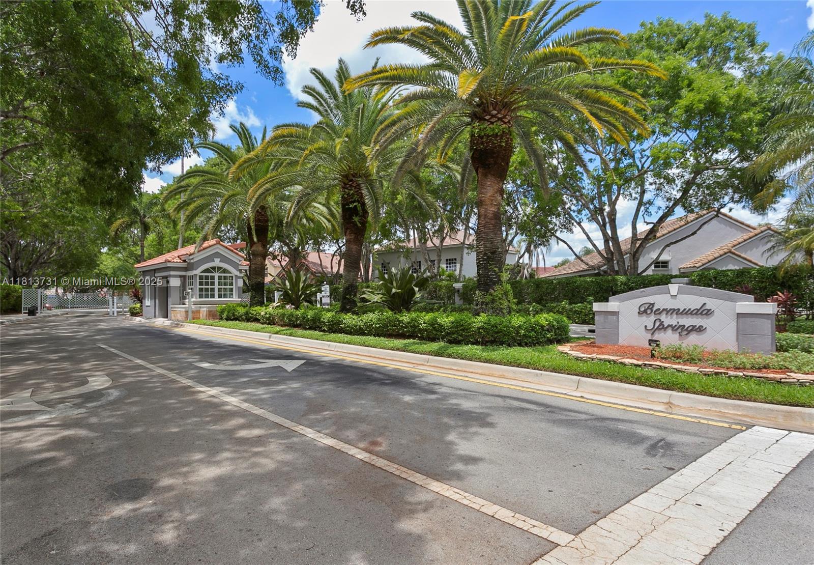 210 Somerset Way, Weston, Florida image 37