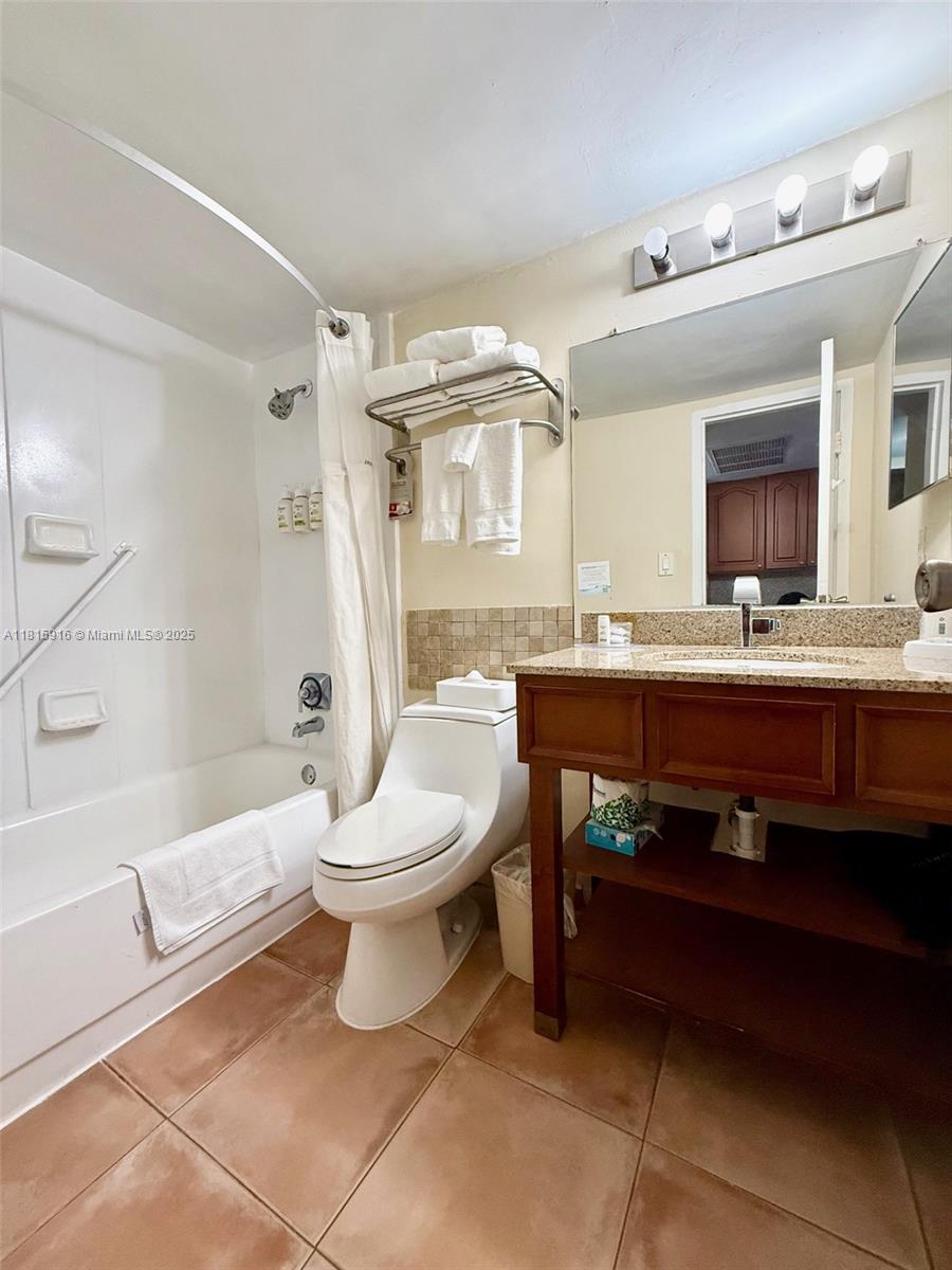 19201 Collins Av #1019, Sunny Isles Beach, Florida image 22