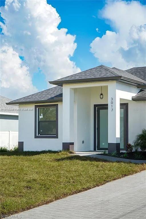 3017 4th St W, Lehigh Acres, Florida image 2