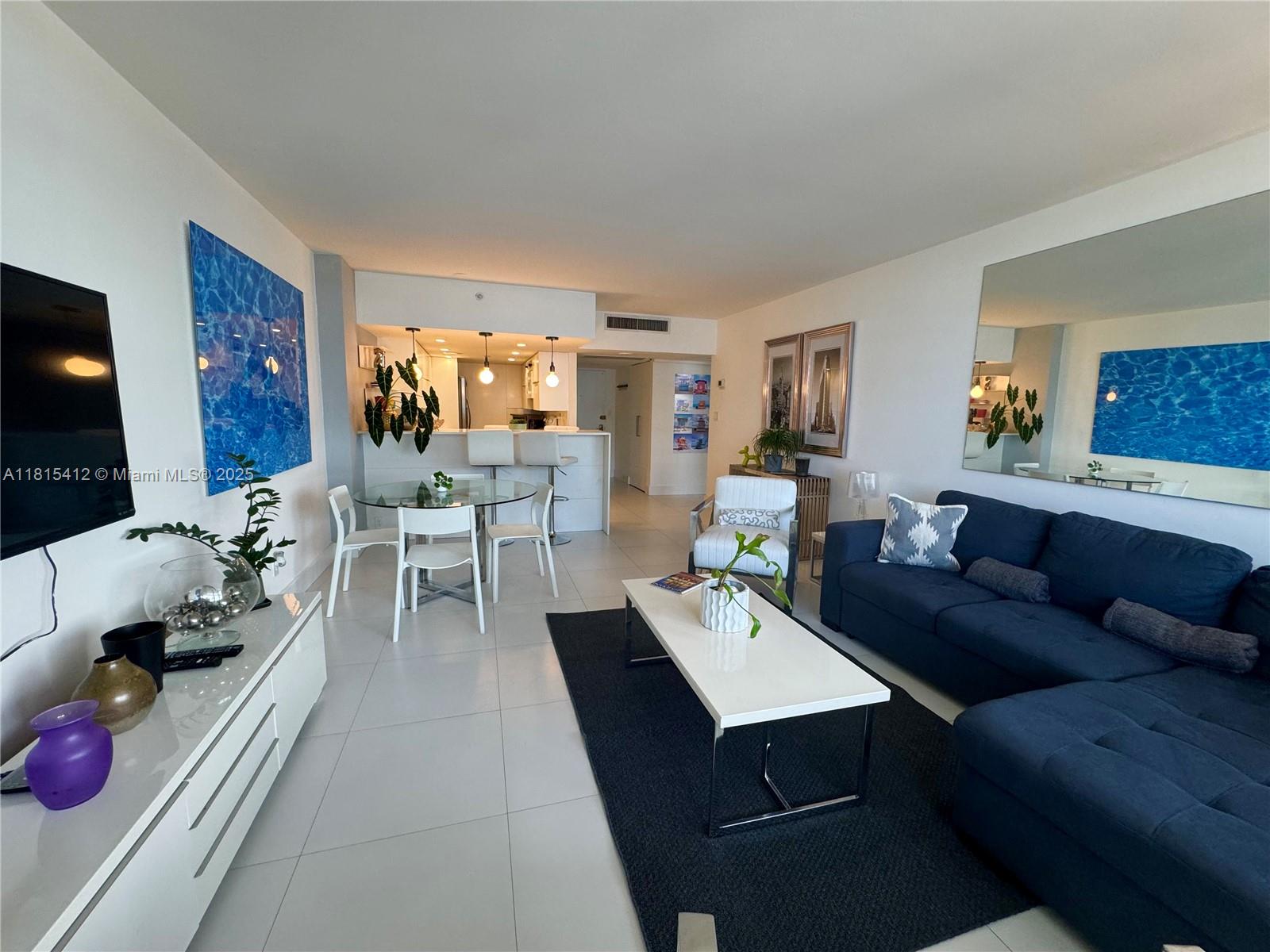 100 Lincoln Rd #1035, Miami Beach, Florida image 2