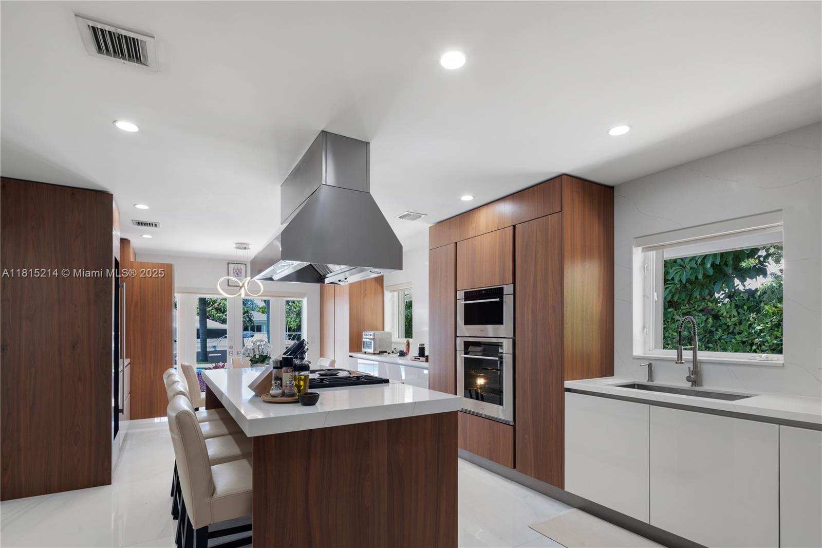 435 Marquesa Dr, Coral Gables, Florida image 12