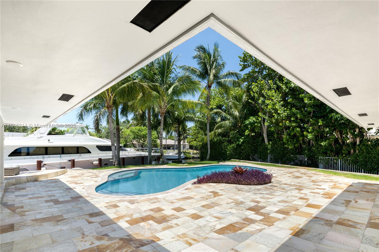 435 Marquesa Dr, Coral Gables, Florida image 27