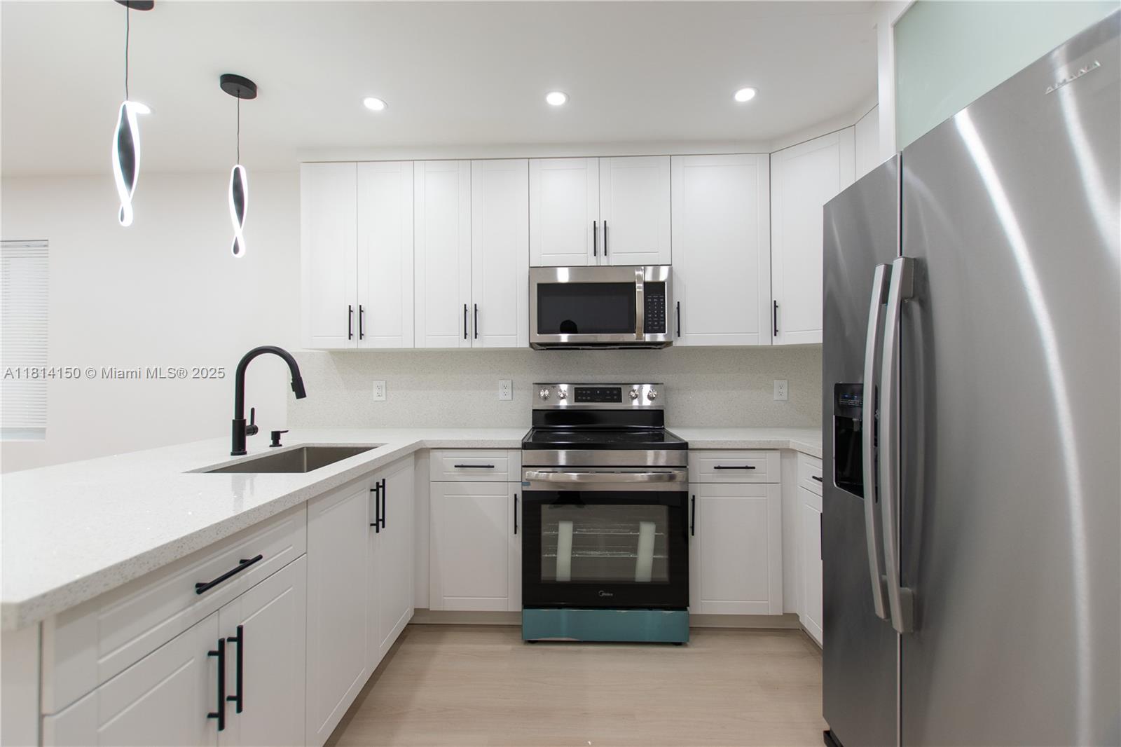 1336 NW 6th Ave, Fort Lauderdale, Florida image 13