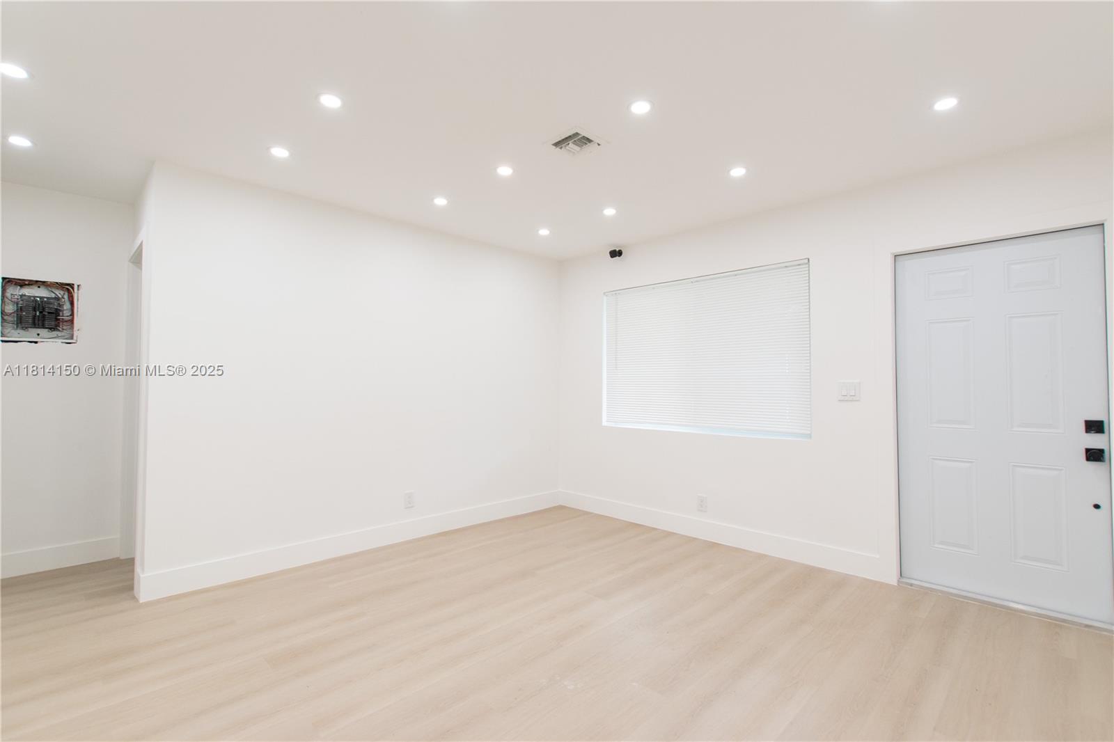 1336 NW 6th Ave, Fort Lauderdale, Florida image 5