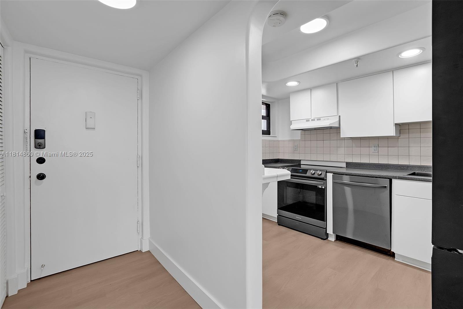 Property photo # 6