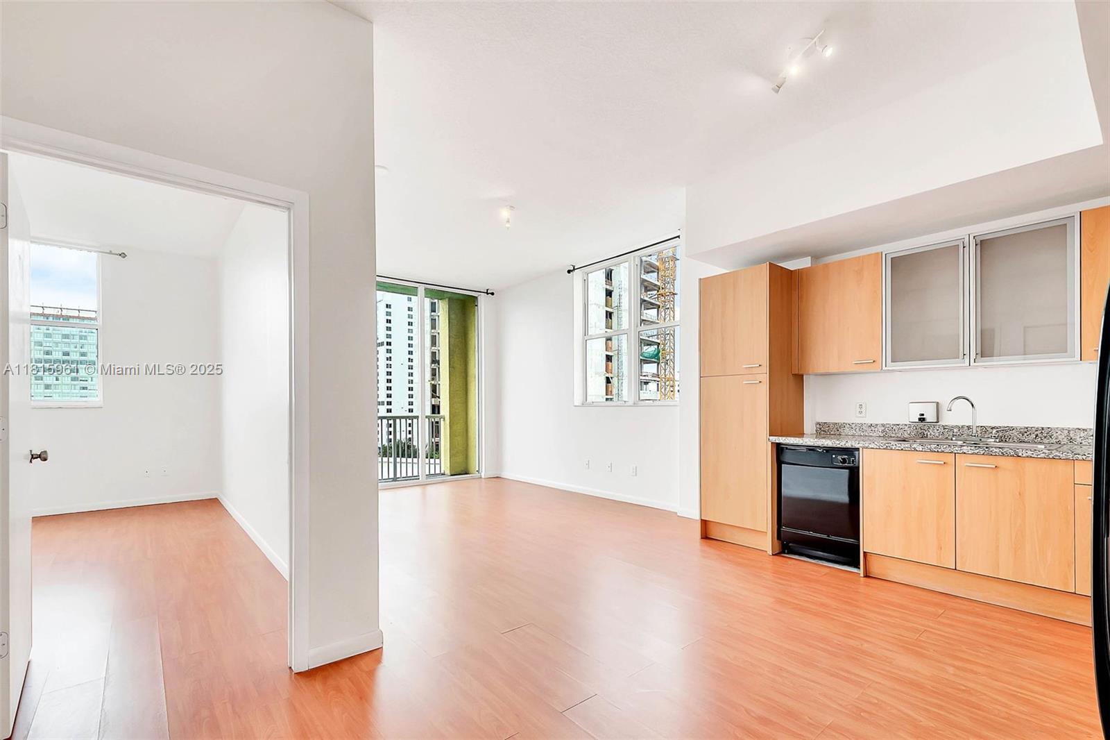 Property photo # 0