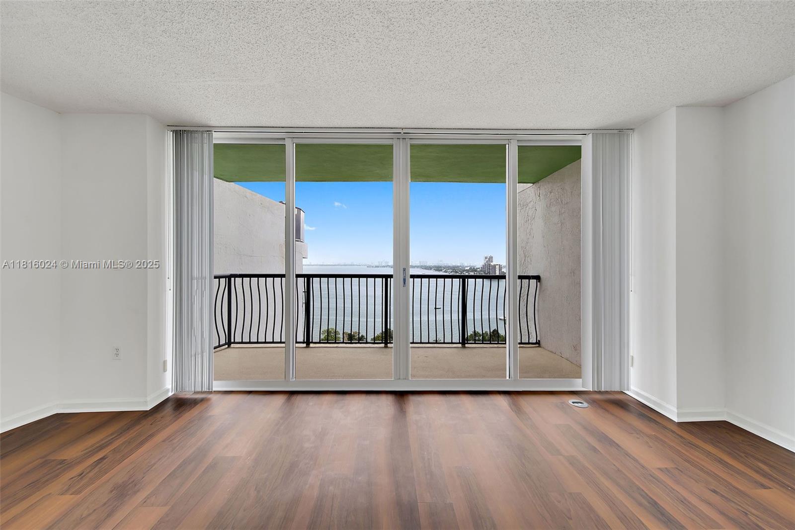 Property photo # 8