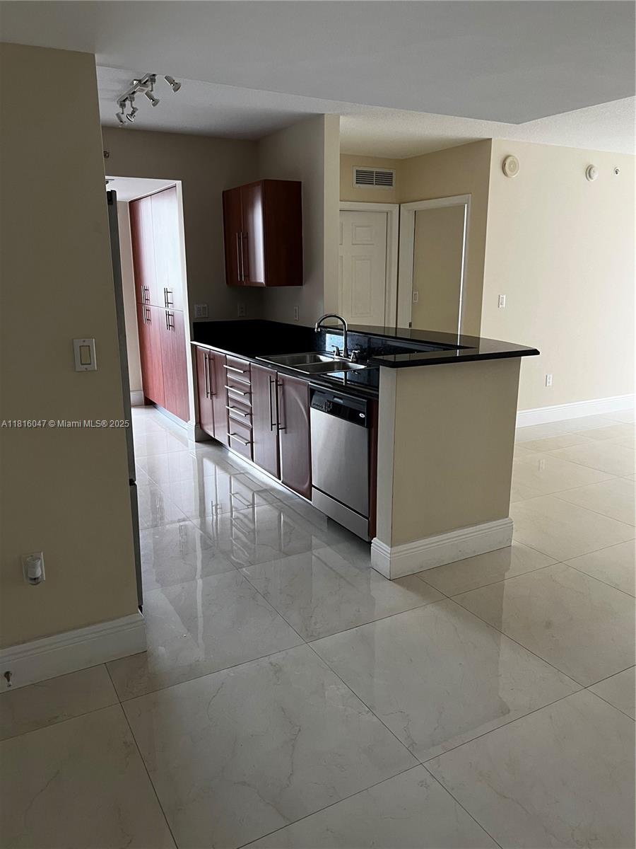 3232 SW 22nd Ter #201, Miami, Florida image 5