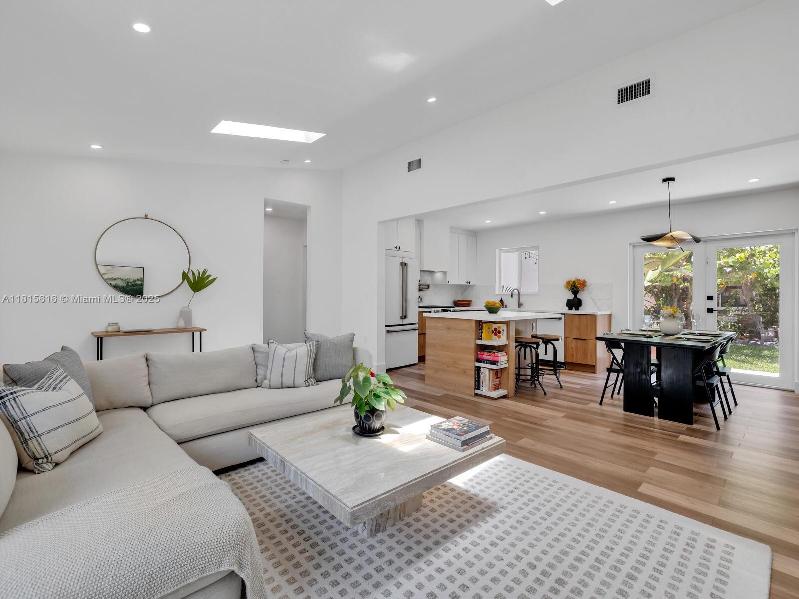 229 NW 111th Ter, Miami Shores, Florida image 2