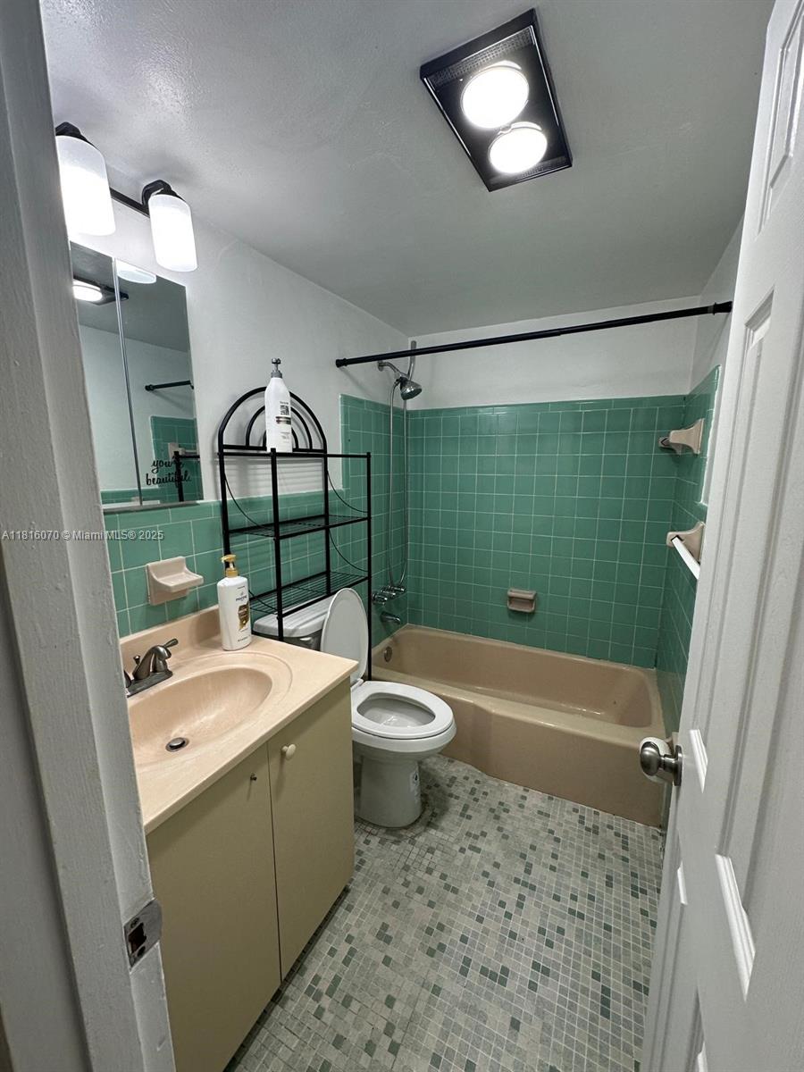 2916 Funston St #47A, Hollywood, Florida image 21