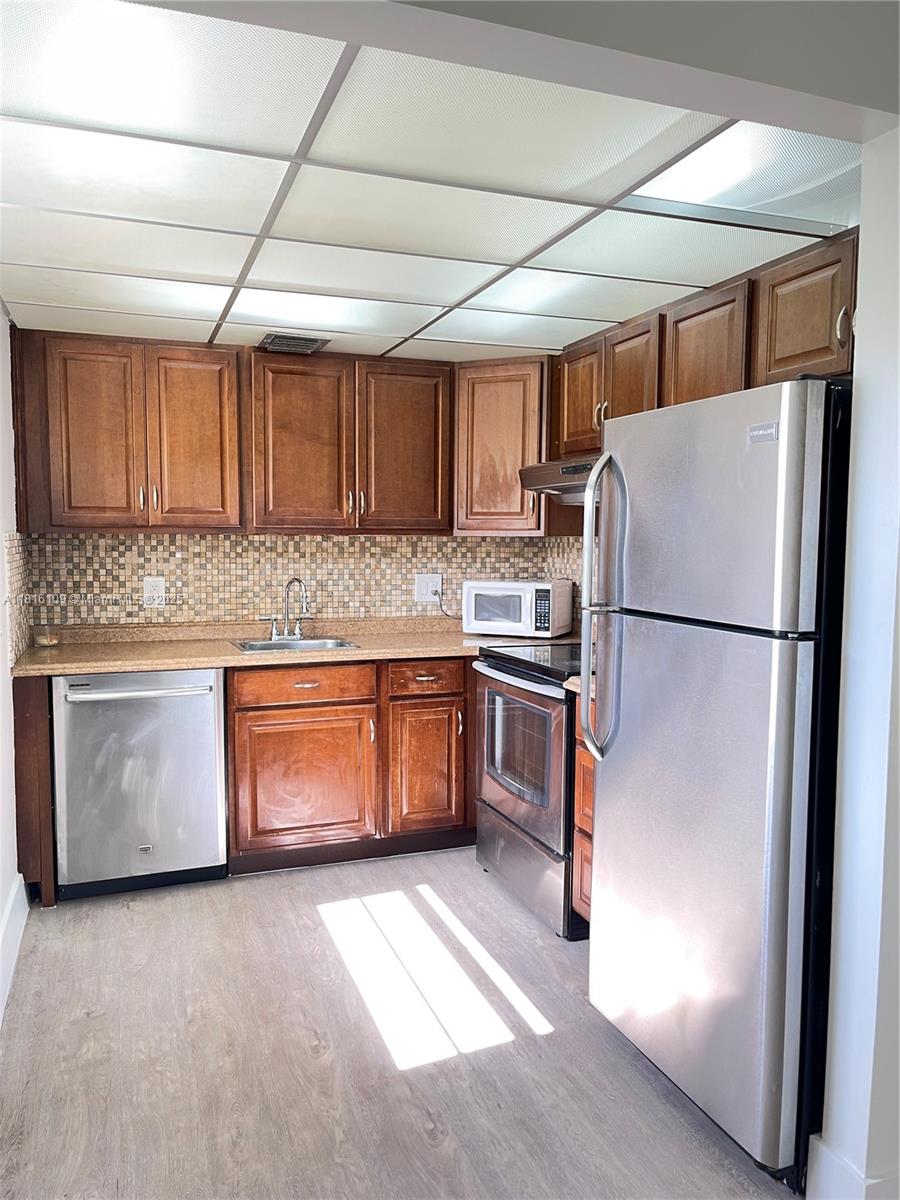 Property photo # 0